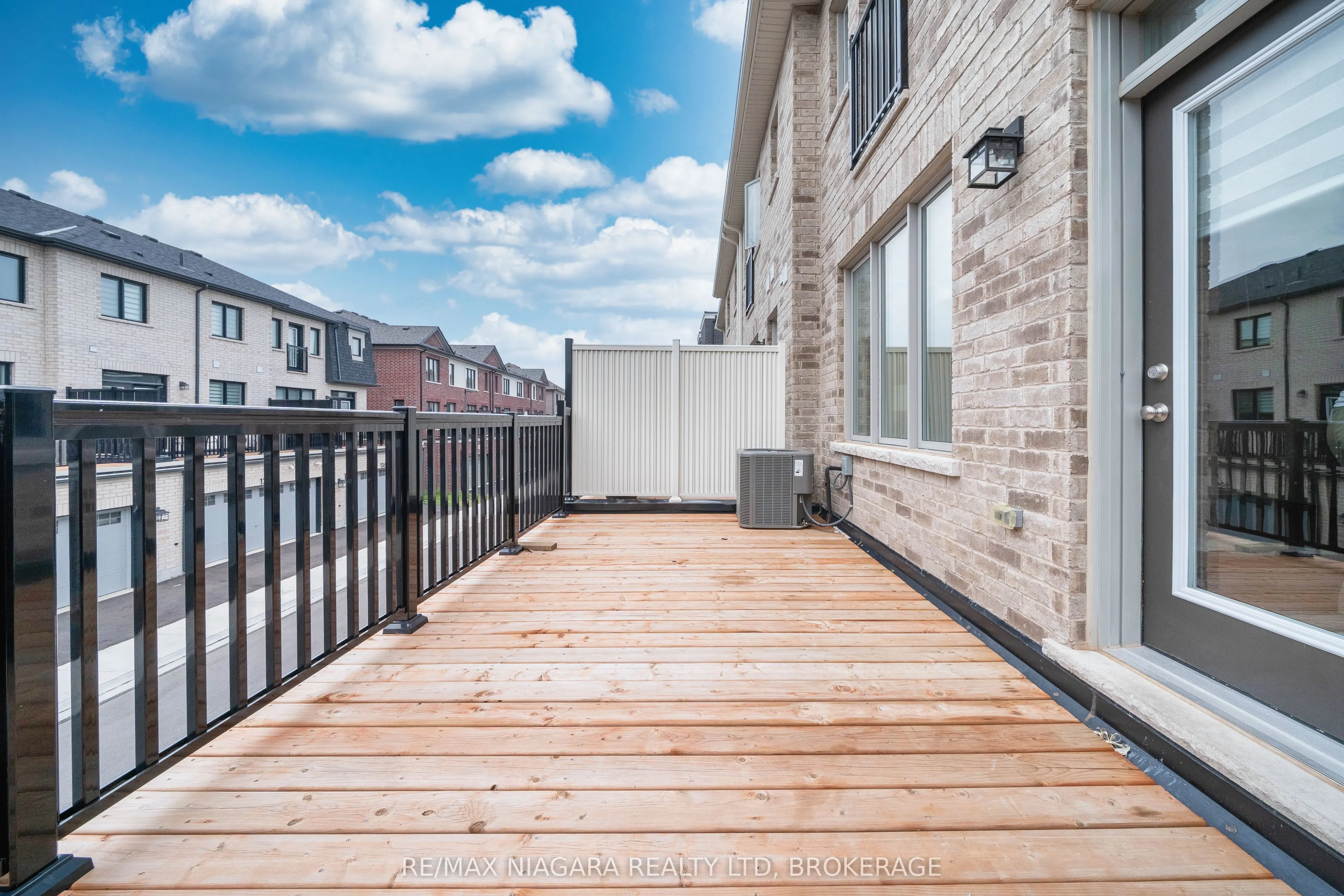 1369 Kobzar Drive