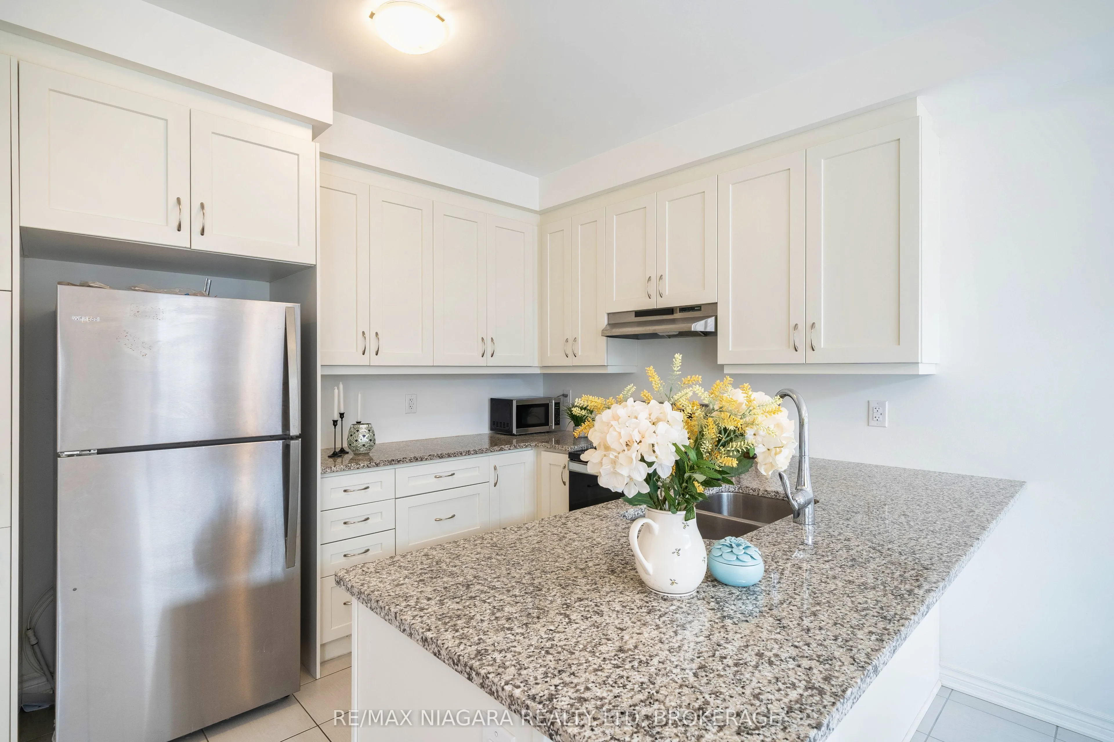 1369 Kobzar Drive
