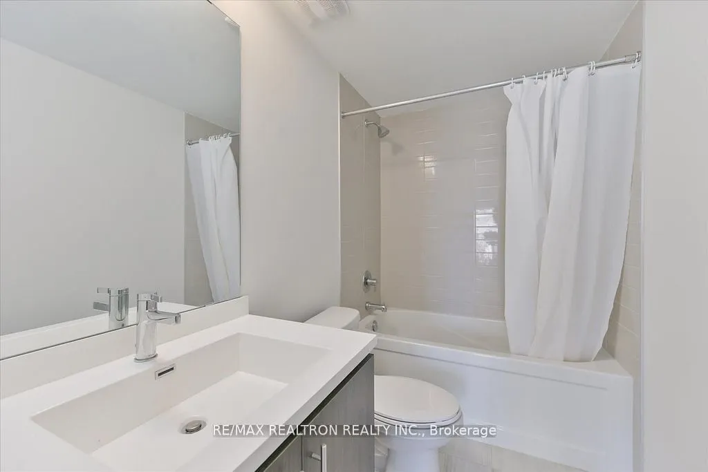 260 Twelfth Street, #5