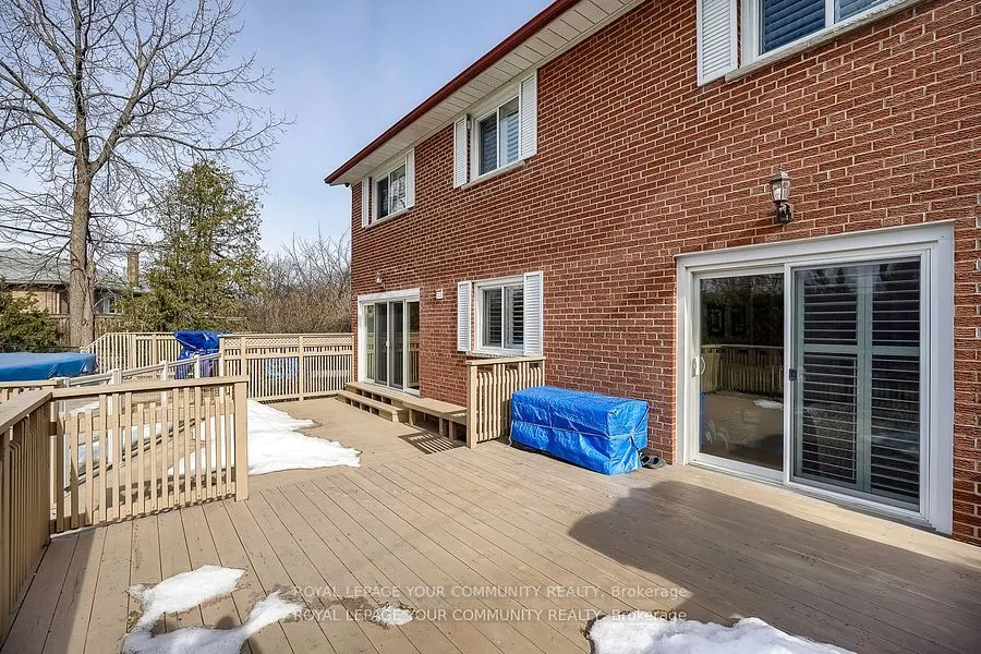 18 Terryellen Crescent