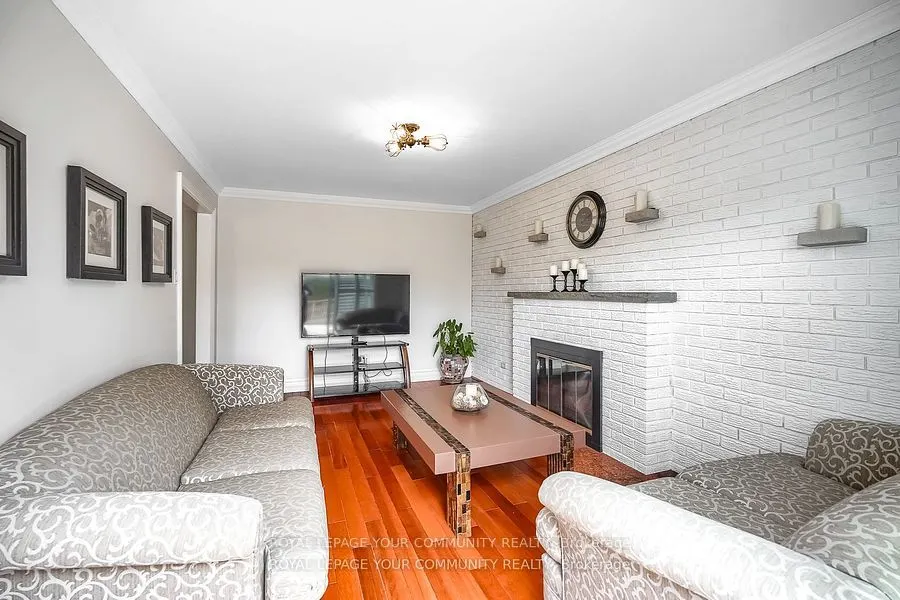 18 Terryellen Crescent