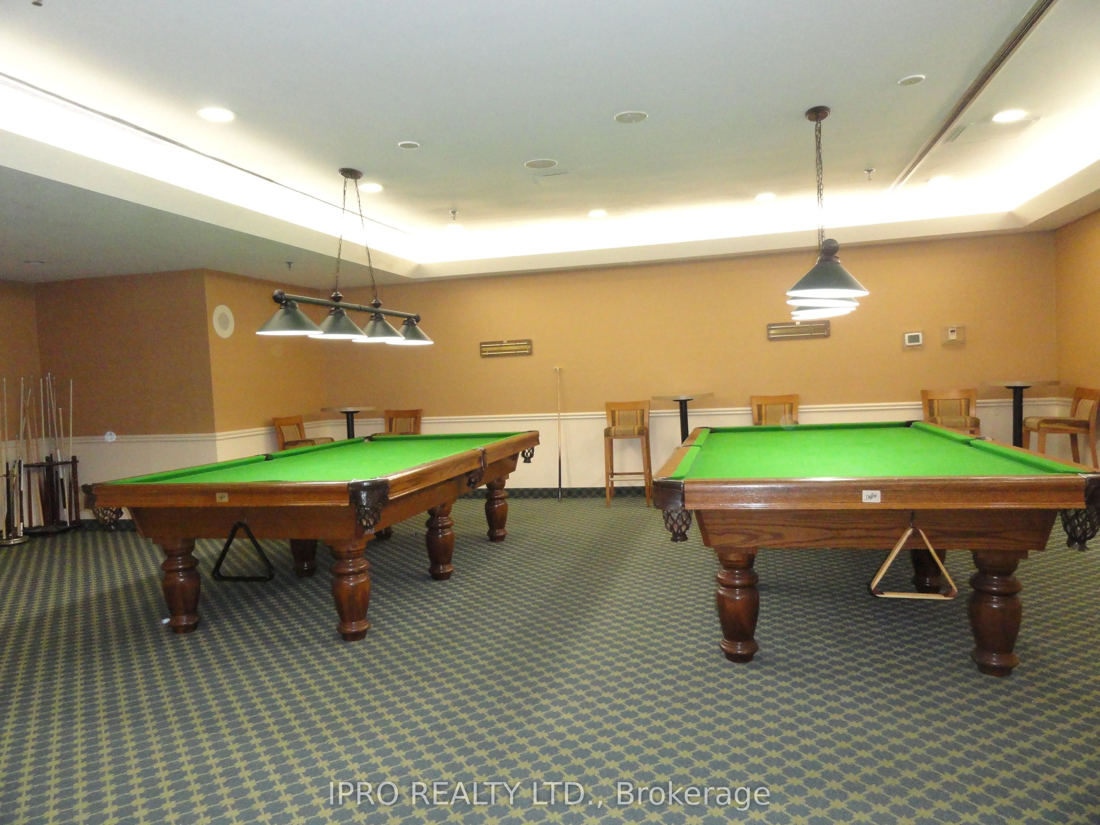2177 Burnhamthorpe Road W, ##909