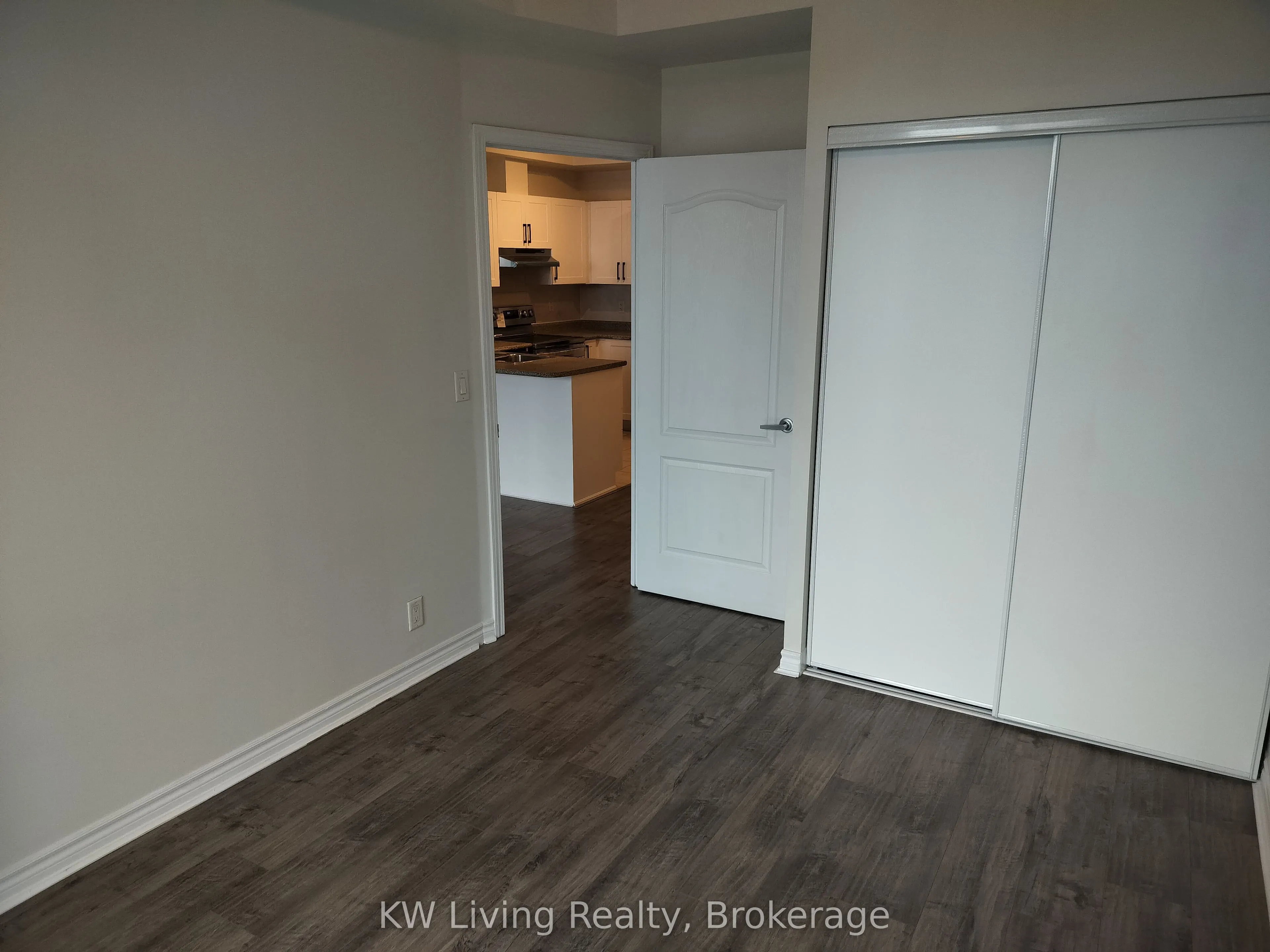 33 Elm Drive W, #2407