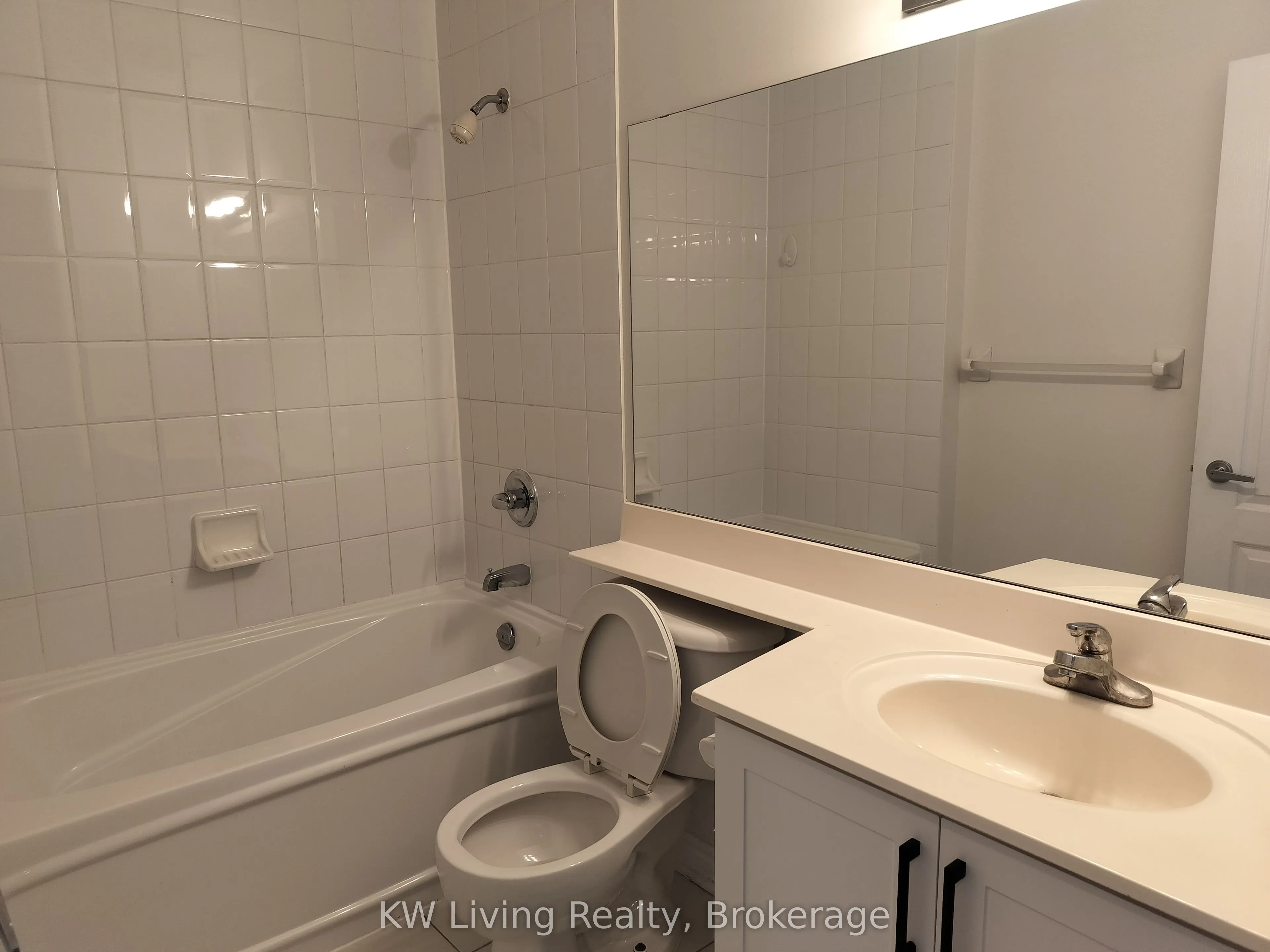 33 Elm Drive W, #2407