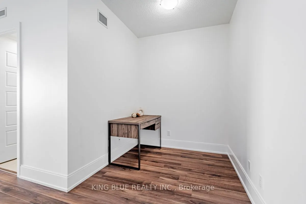15 Viking Lane, #1005