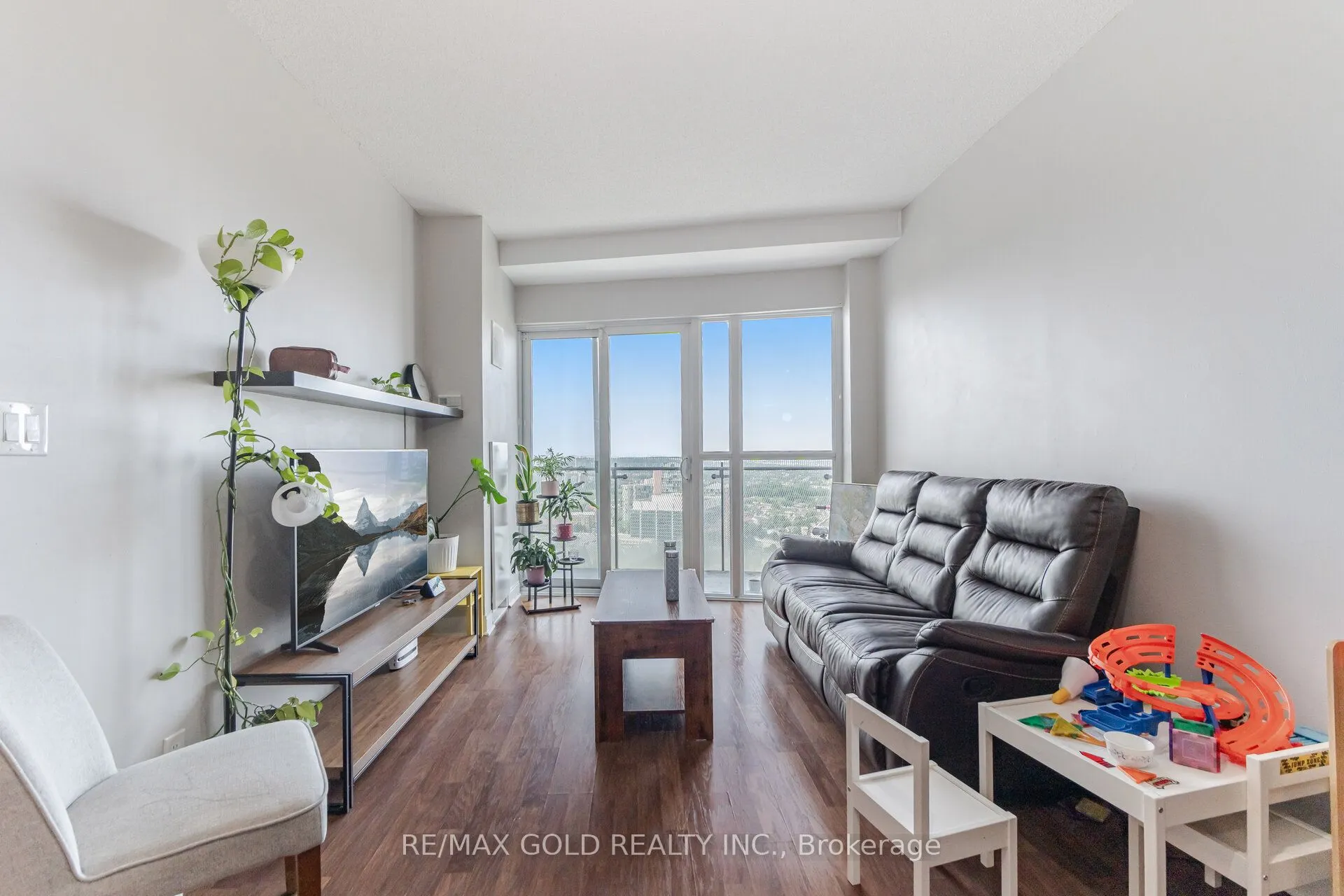50 Absolute Avenue, #3210