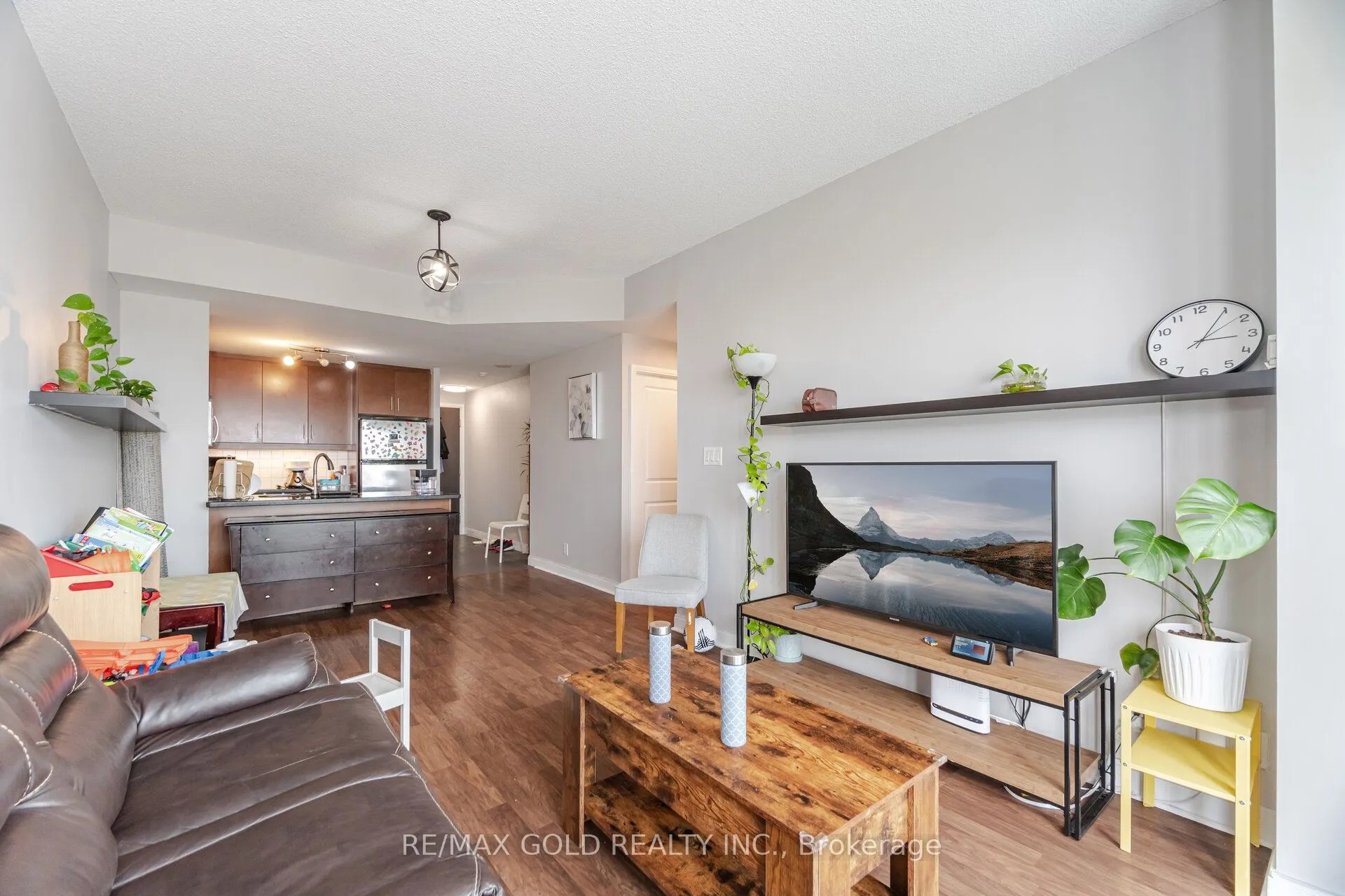 50 Absolute Avenue, #3210