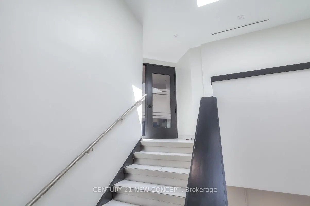 4250 Weston Road