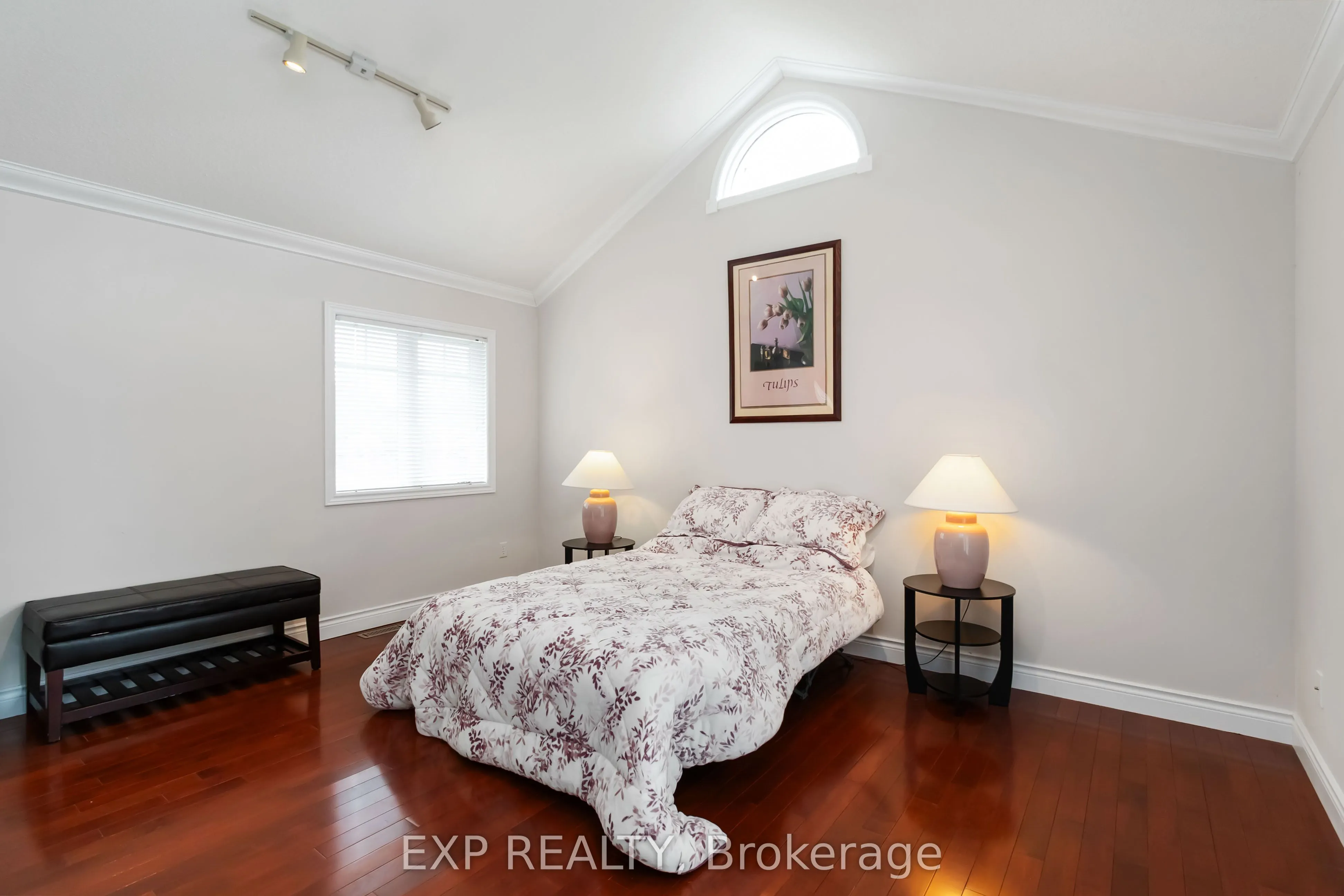 1401 Tamworth Court