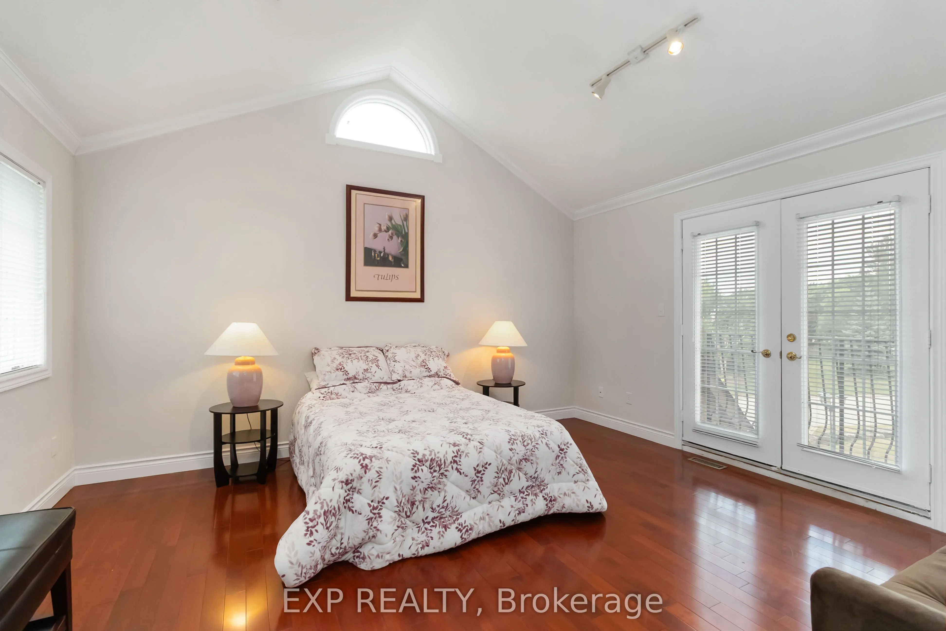 1401 Tamworth Court