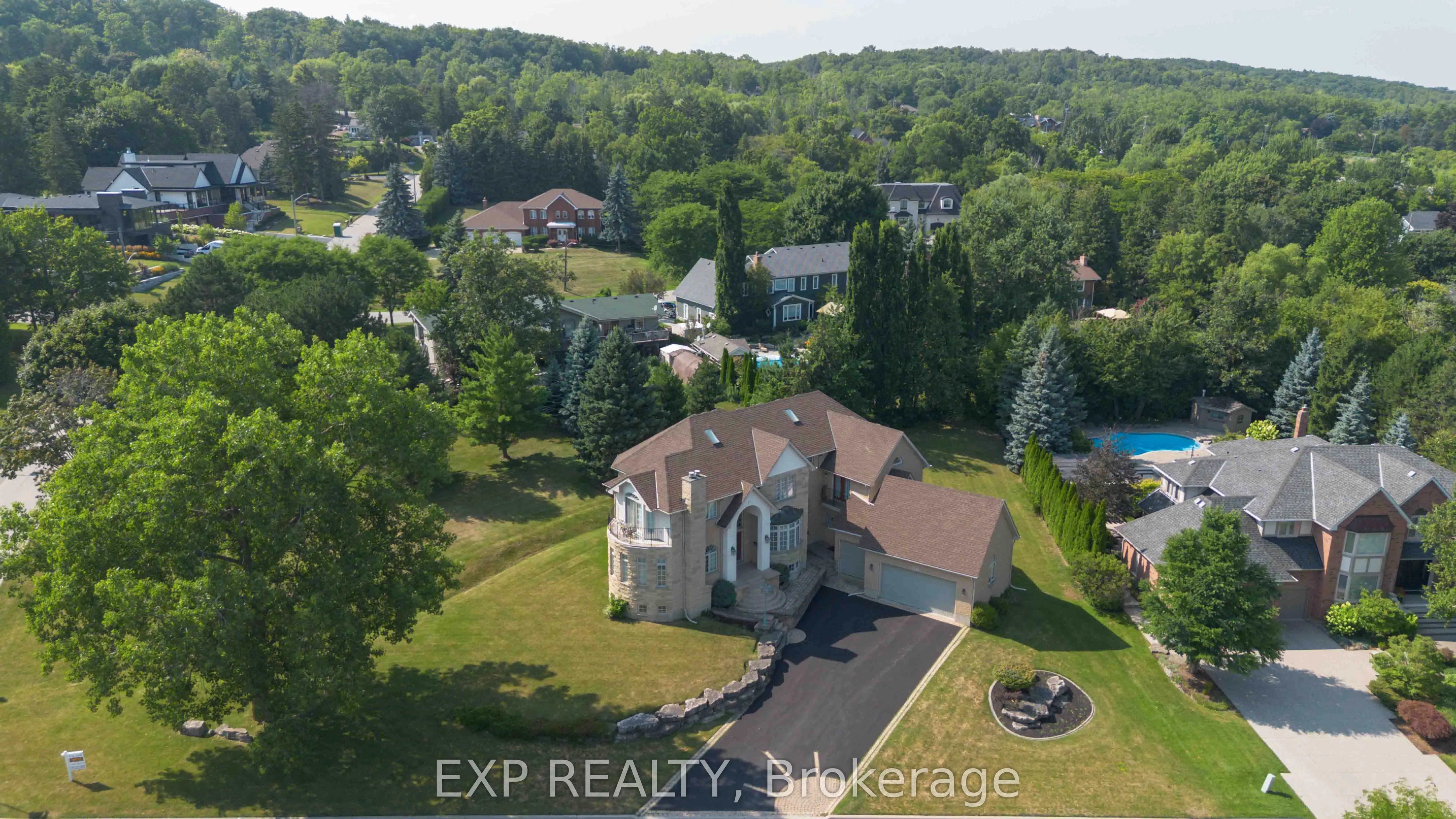 1401 Tamworth Court