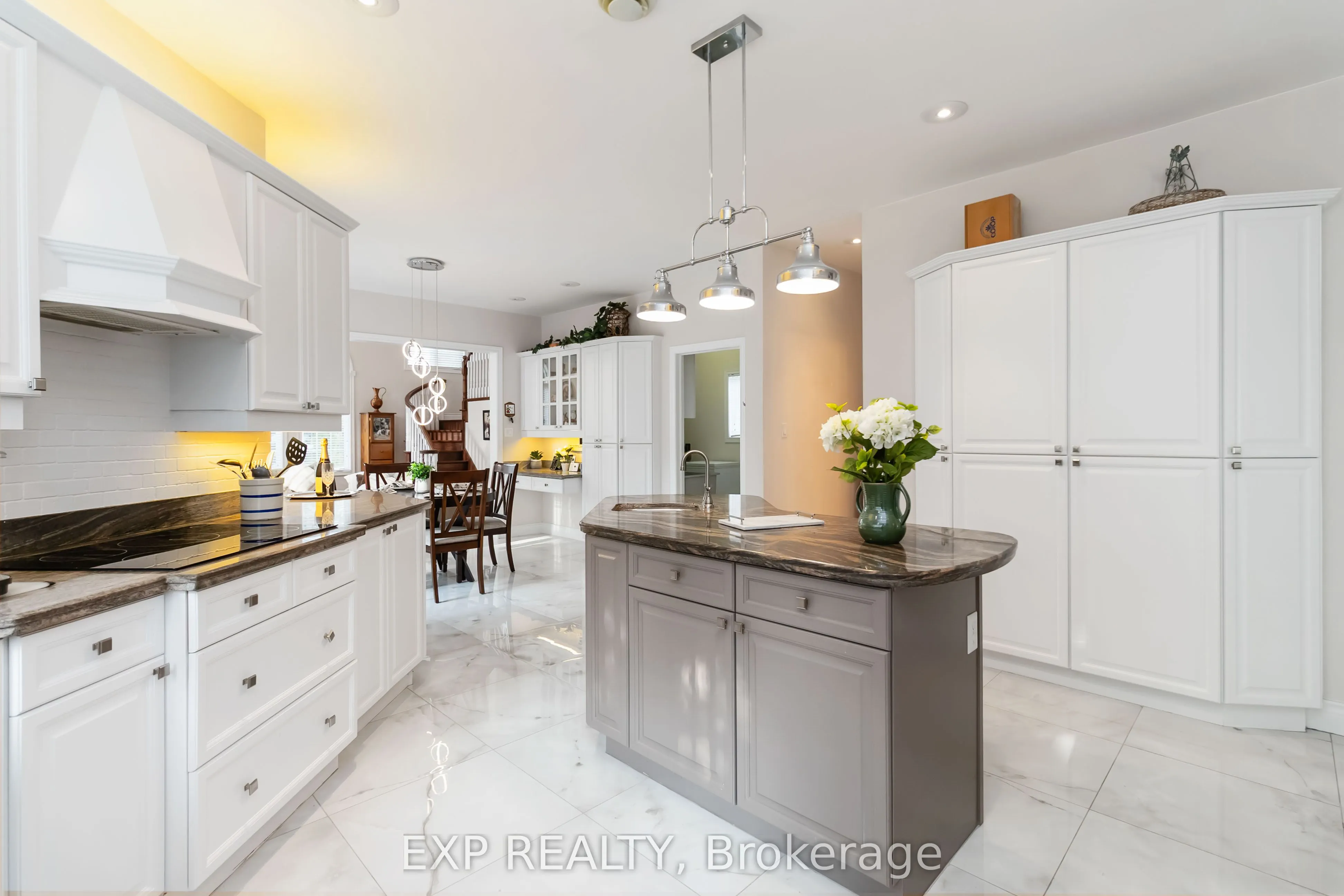 1401 Tamworth Court