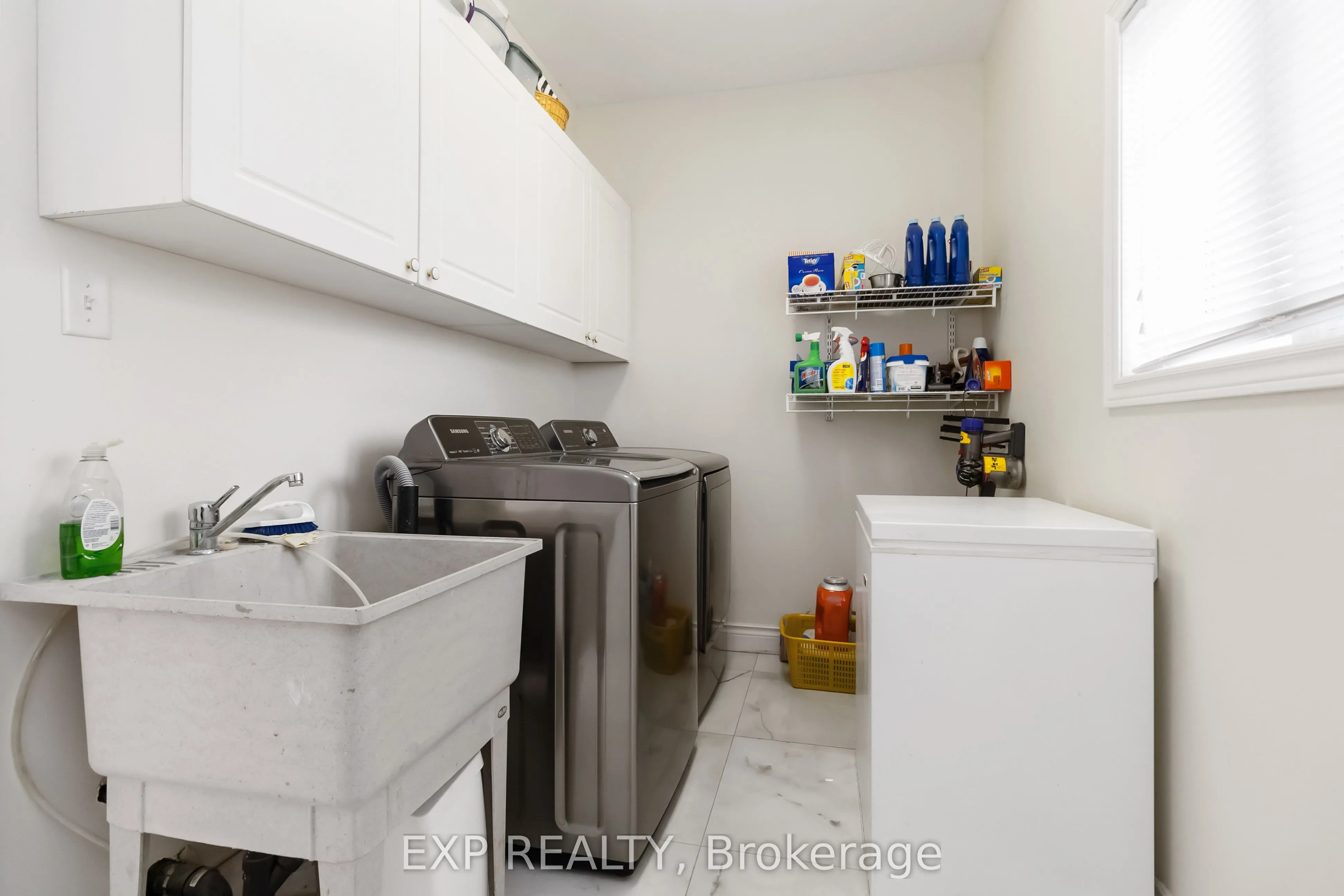 1401 Tamworth Court