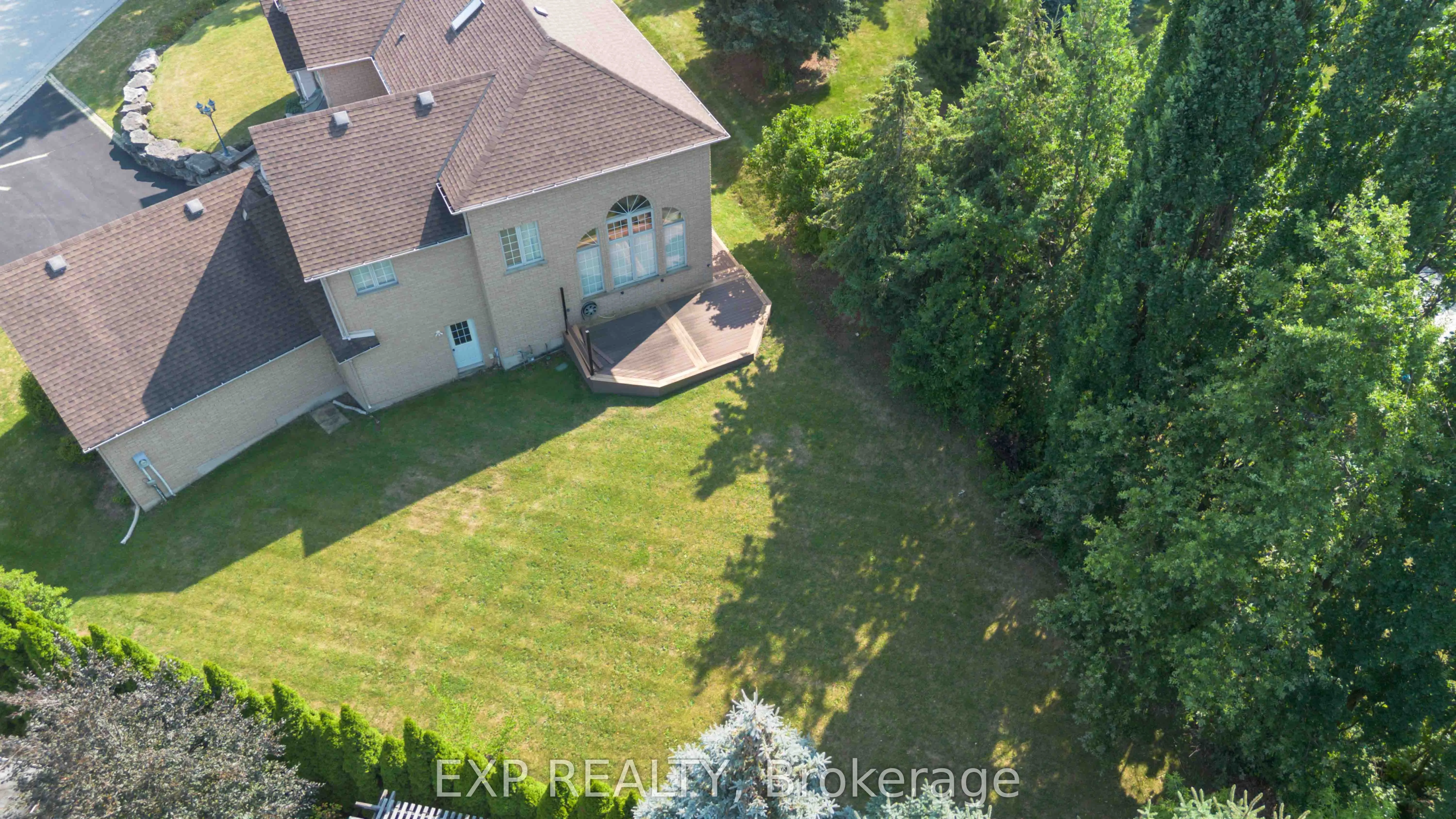1401 Tamworth Court