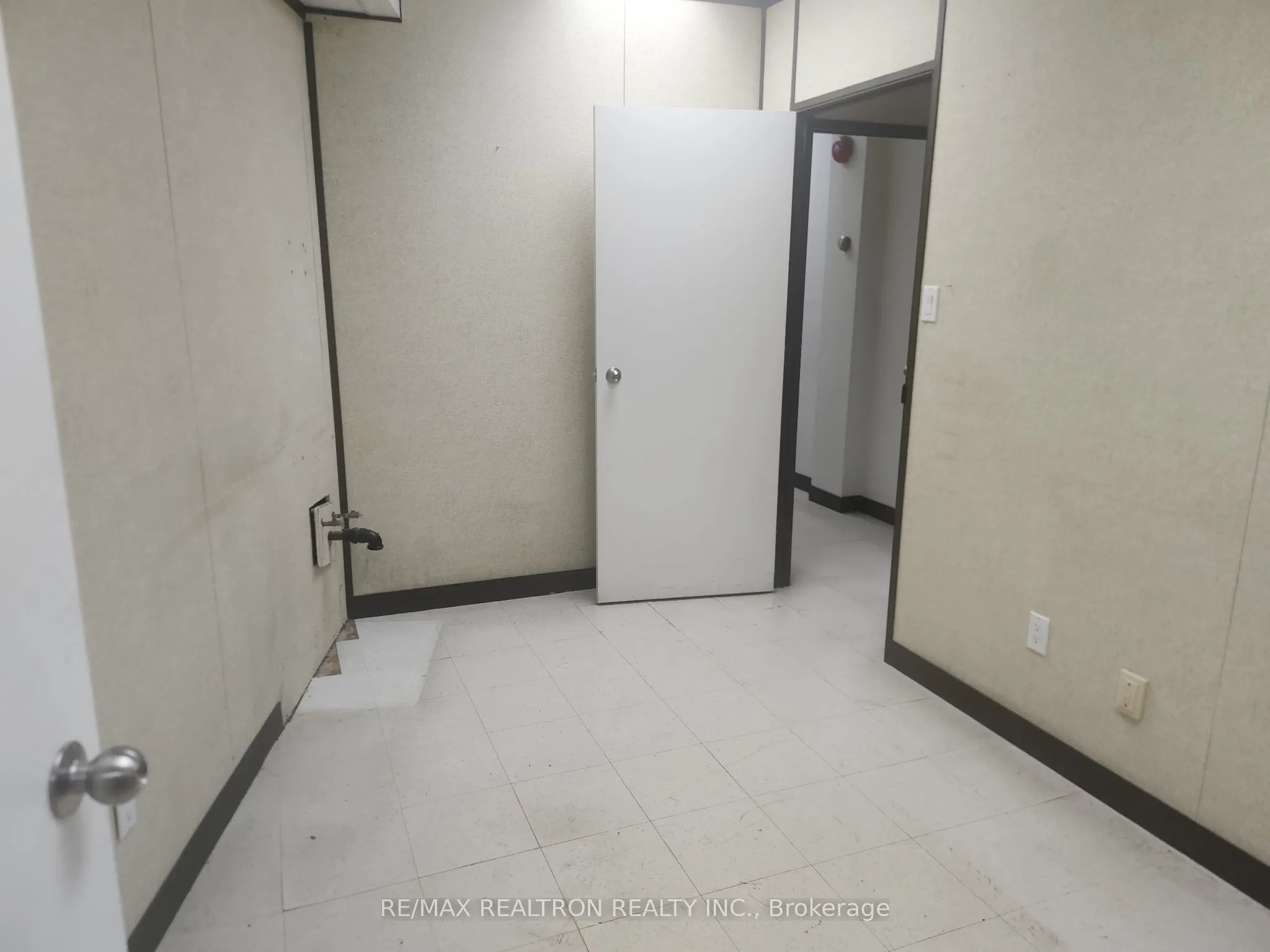 12 Jane Street, #A