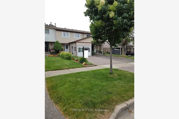238 Royal Salisbury Way