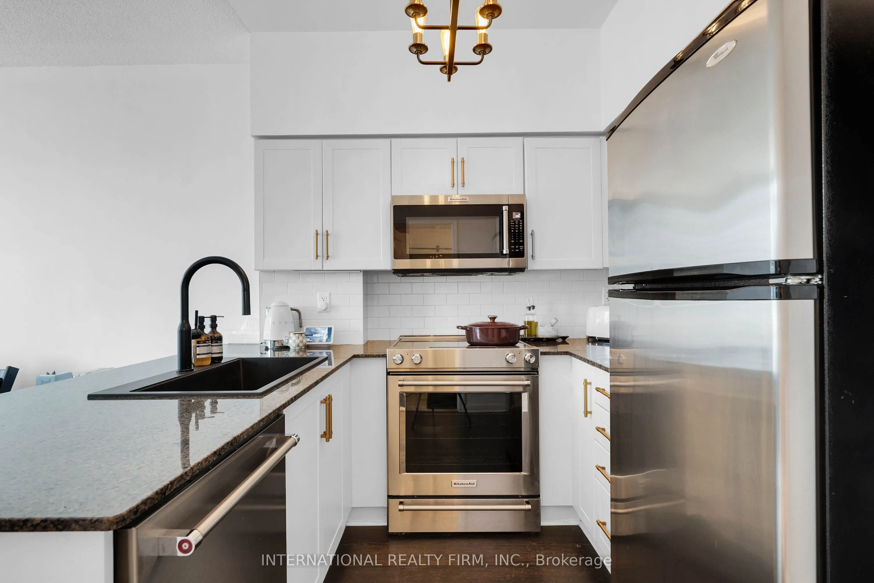 15 Windermere Avenue, #511