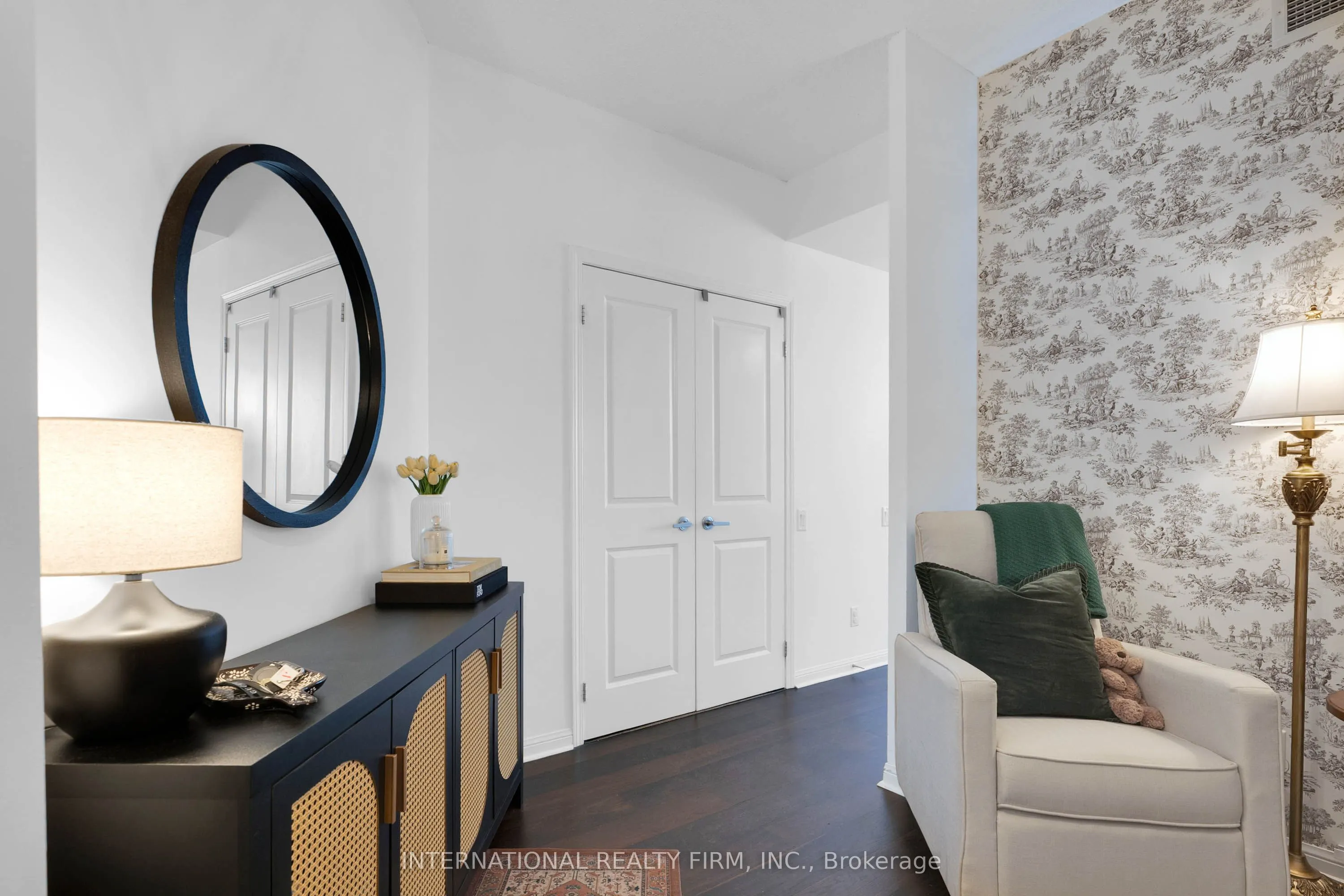 15 Windermere Avenue, #511