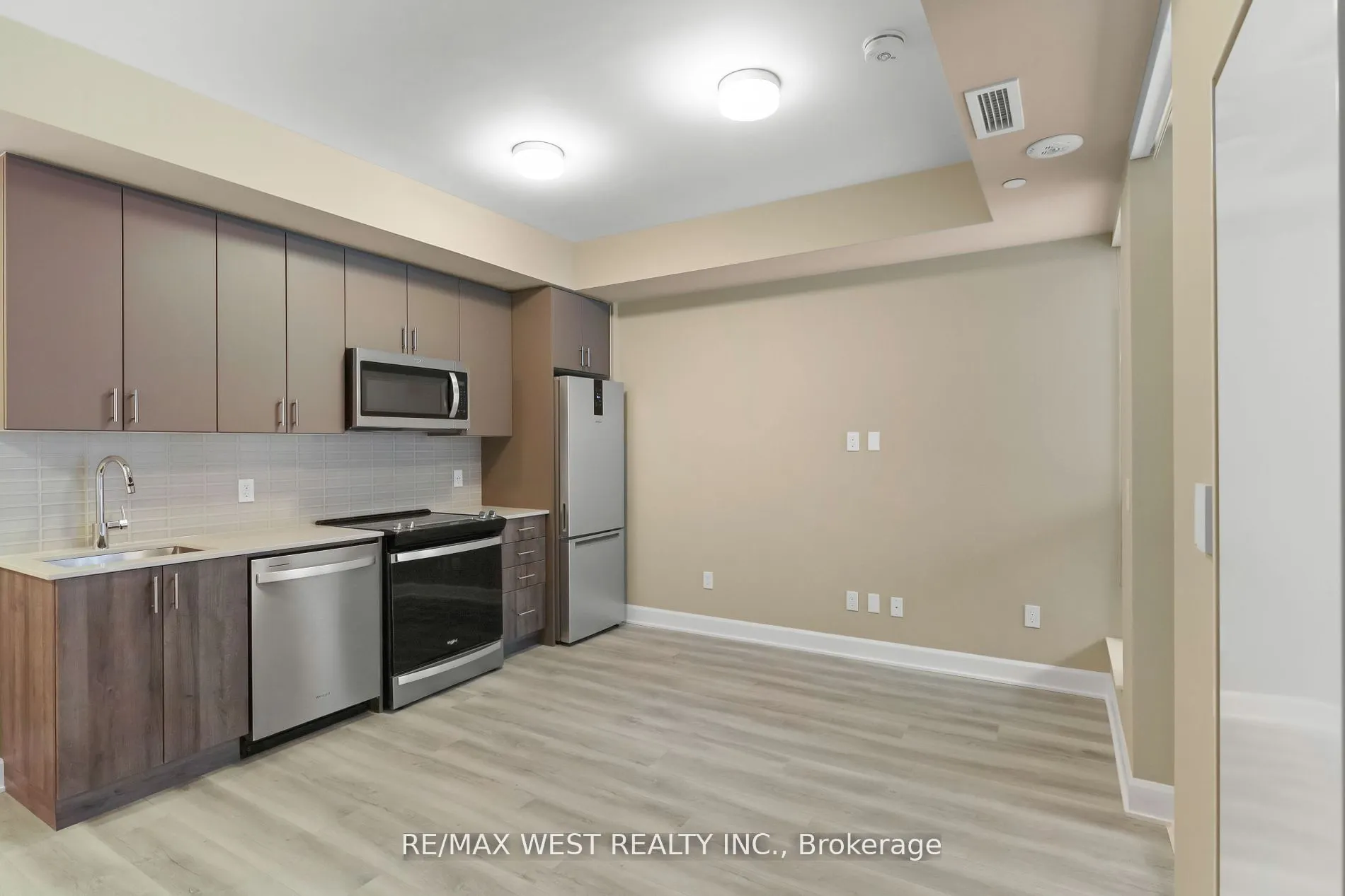 3240 William Coltson Avenue, #205