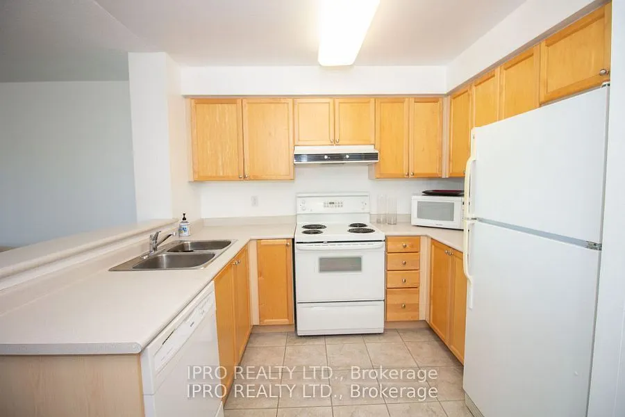 2545 Erin Centre Boulevard, #806