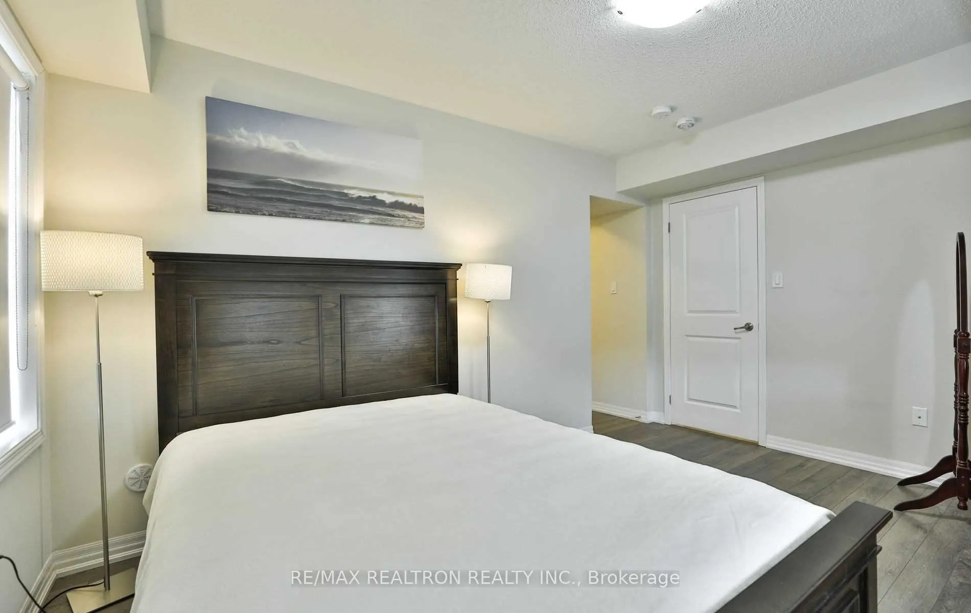 370 Timberland Gate