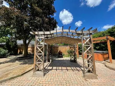 88 Foxbar Road