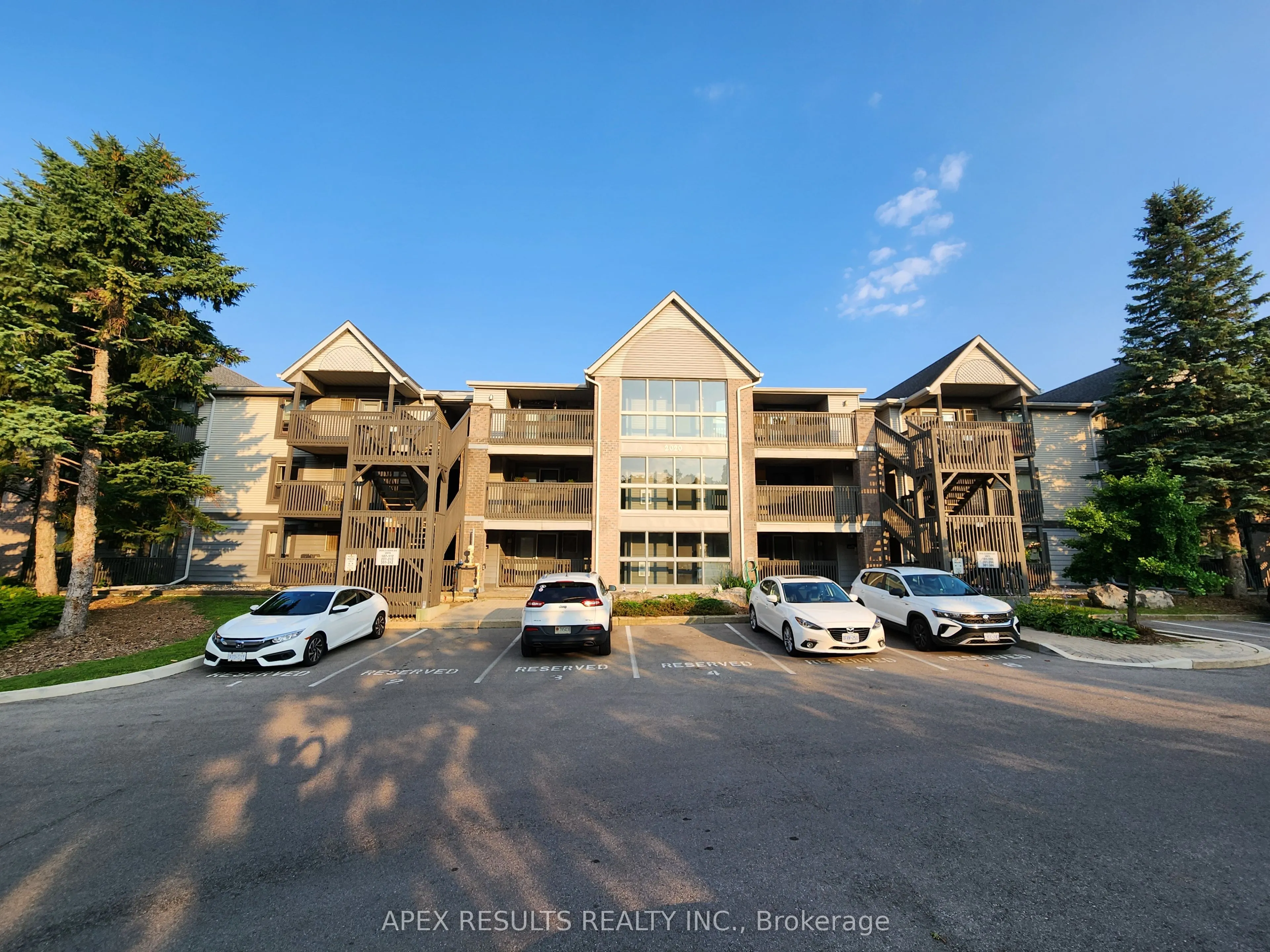 2020 Cleaver Avenue, #212