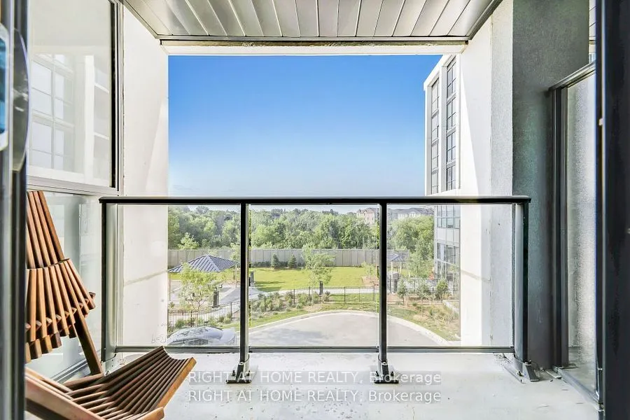 1063 DOUGLAS MCCURDY Common, #213