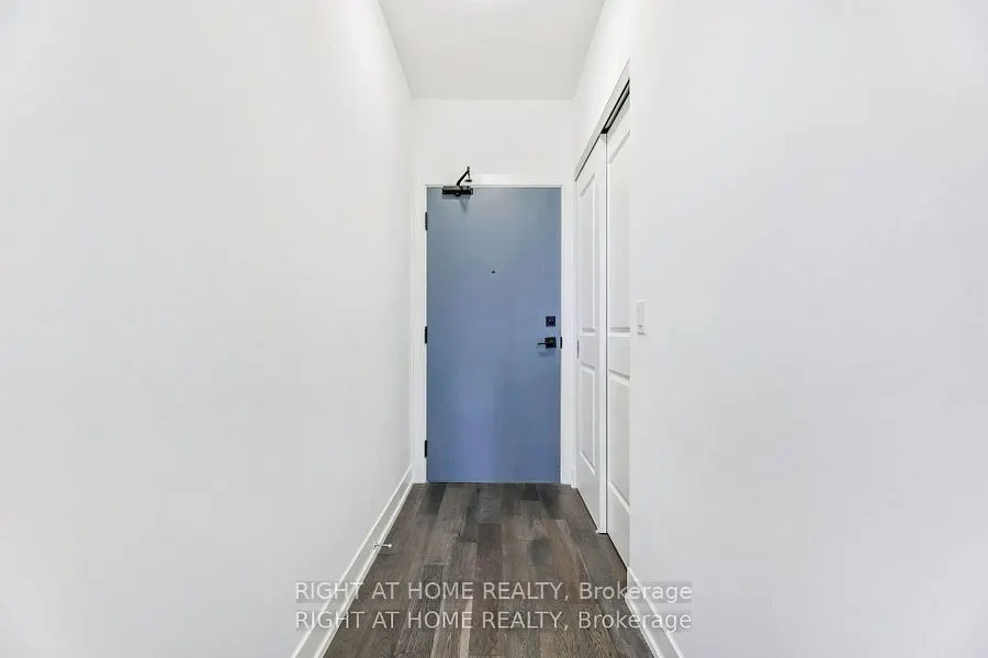 1063 DOUGLAS MCCURDY Common, #213