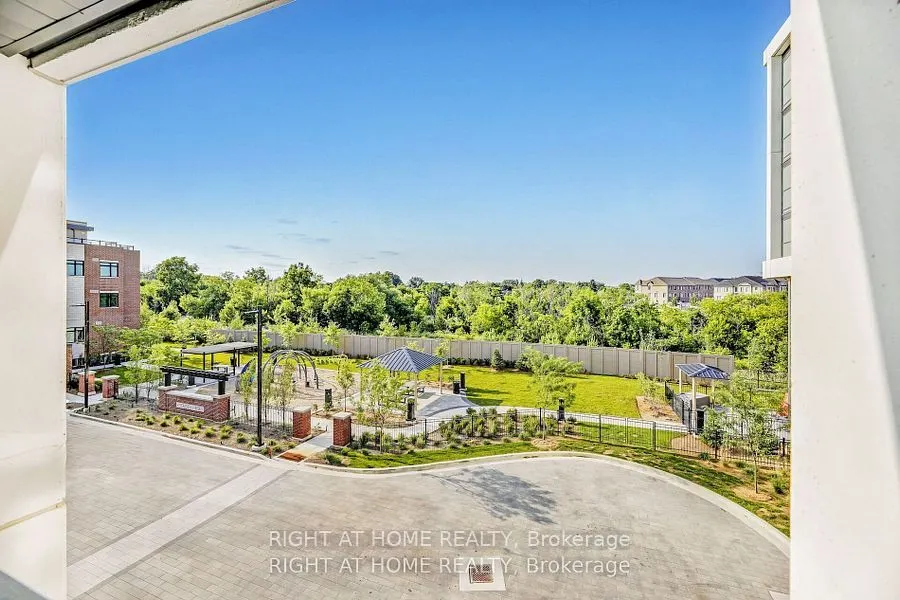 1063 DOUGLAS MCCURDY Common, #213