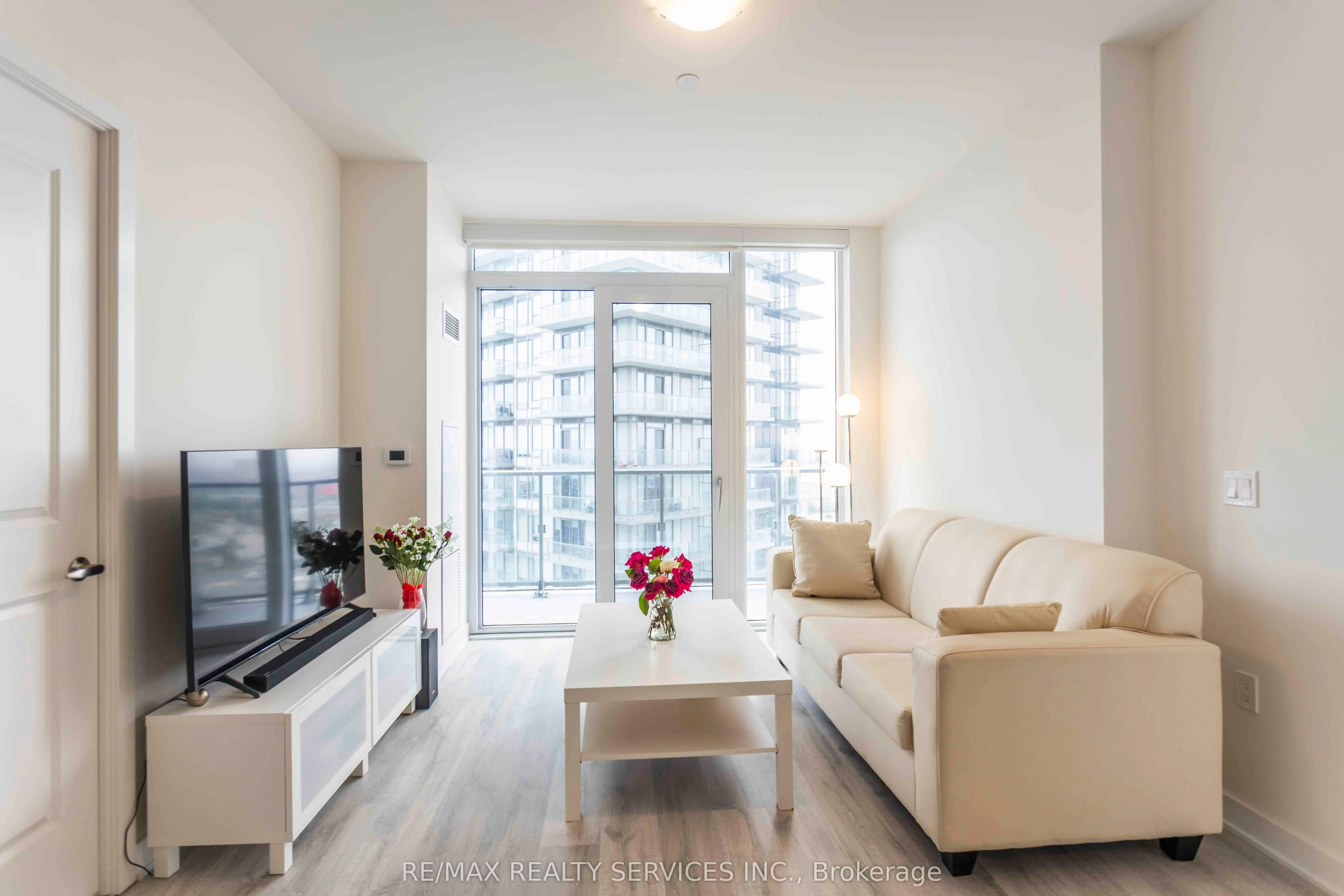 4675 Metcalfe Avenue, #1106