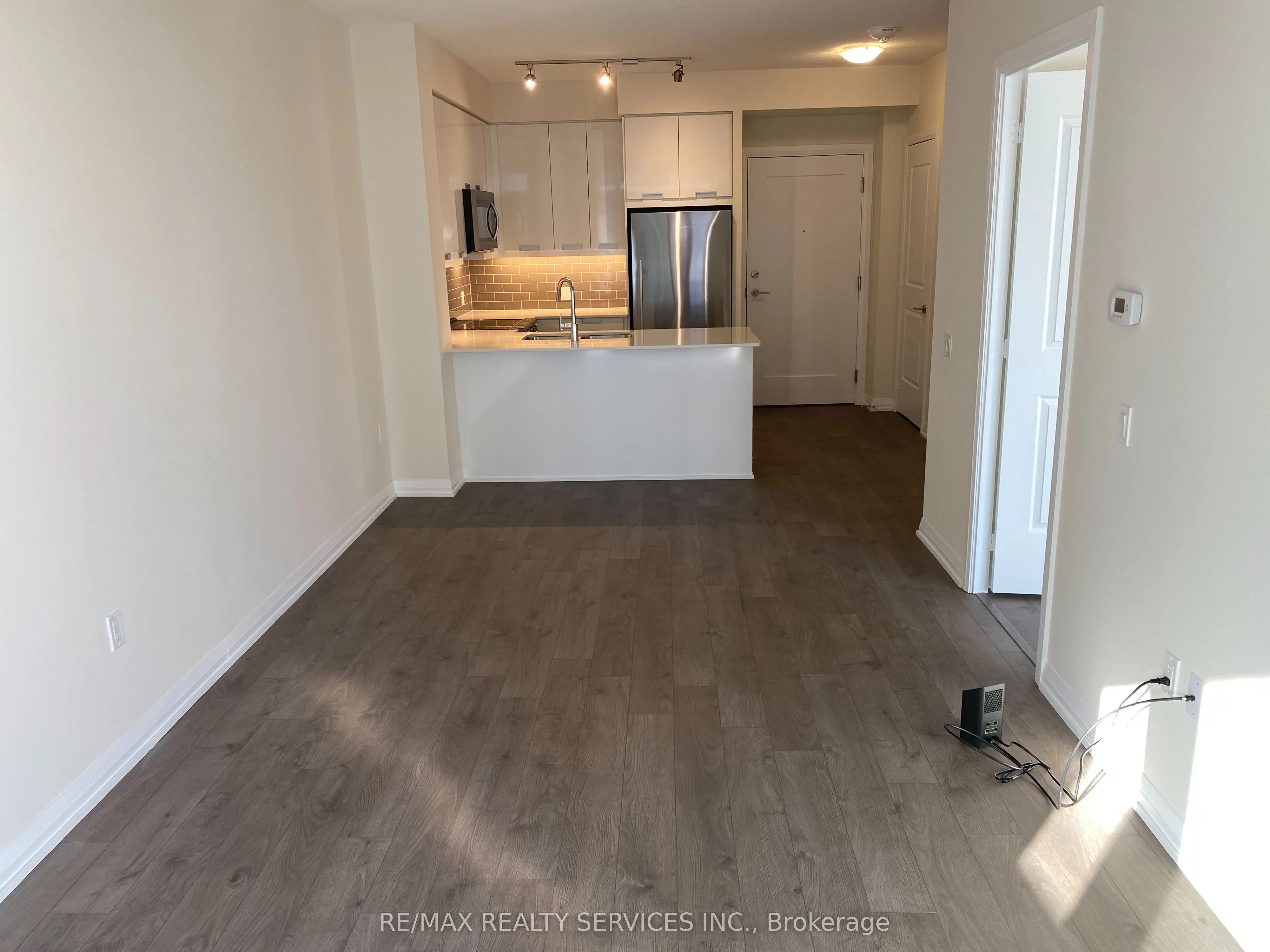 35 Watergarden Drive W, #1215