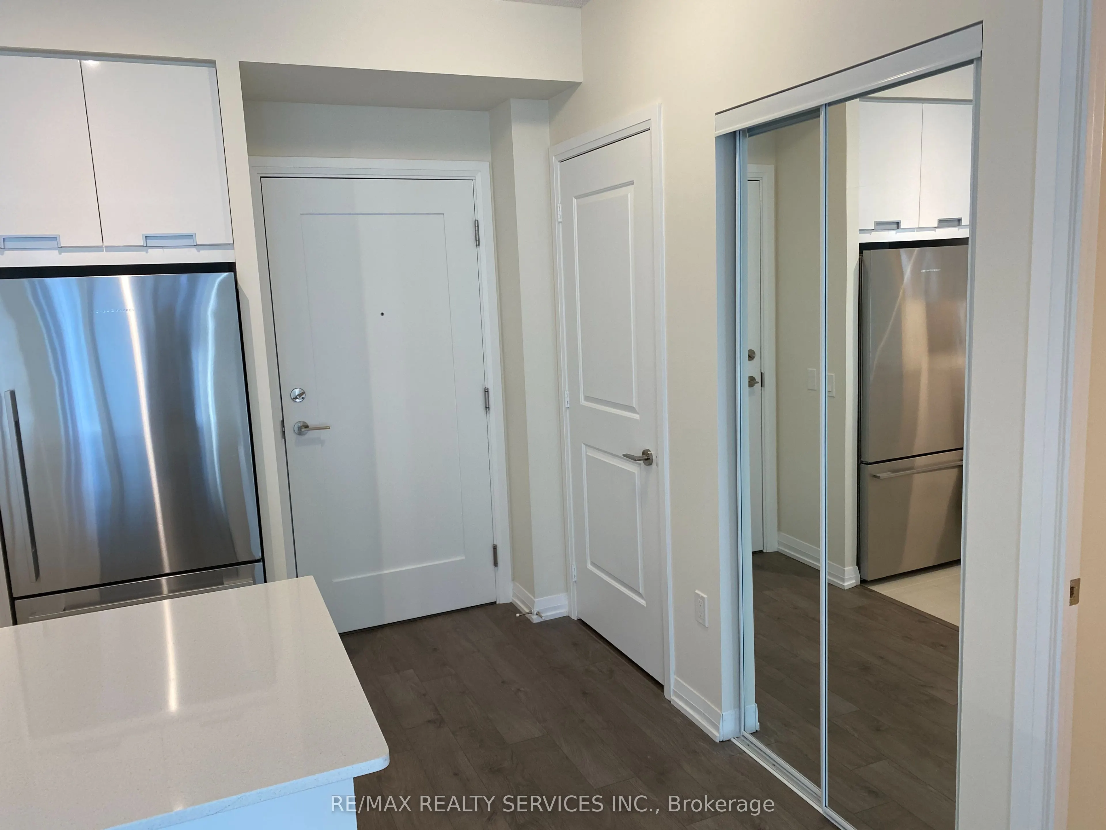 35 Watergarden Drive W, #1215