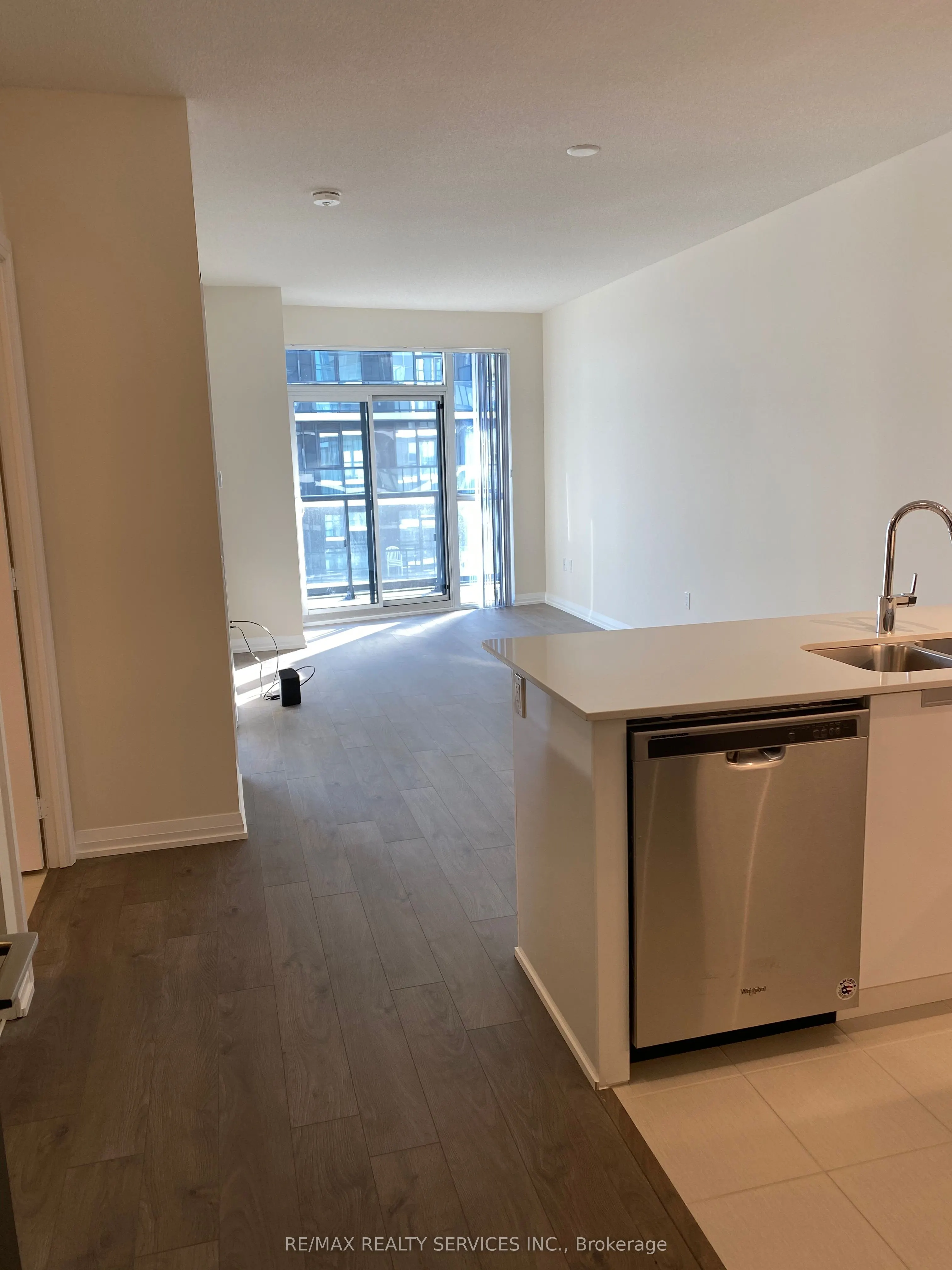 35 Watergarden Drive W, #1215