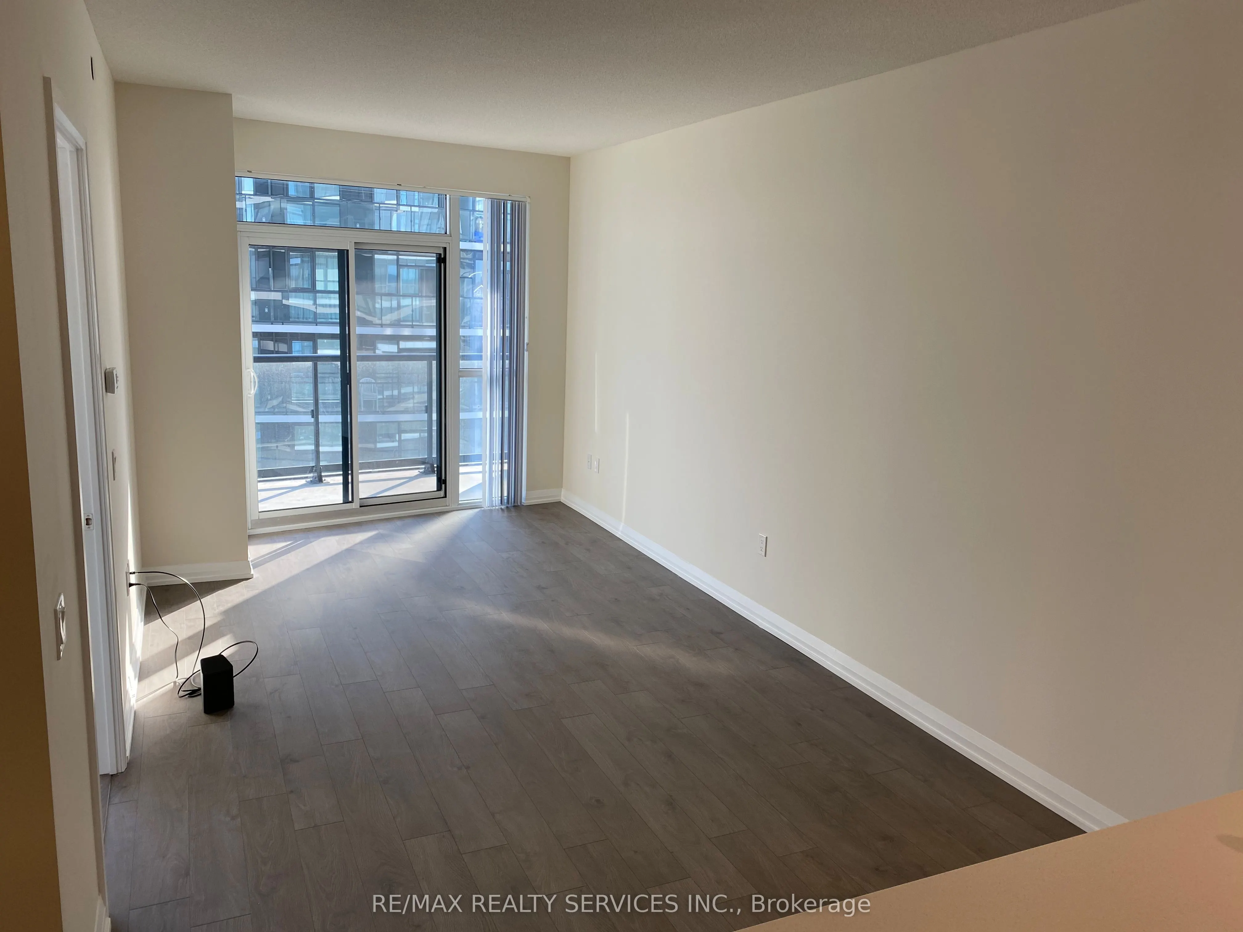 35 Watergarden Drive W, #1215
