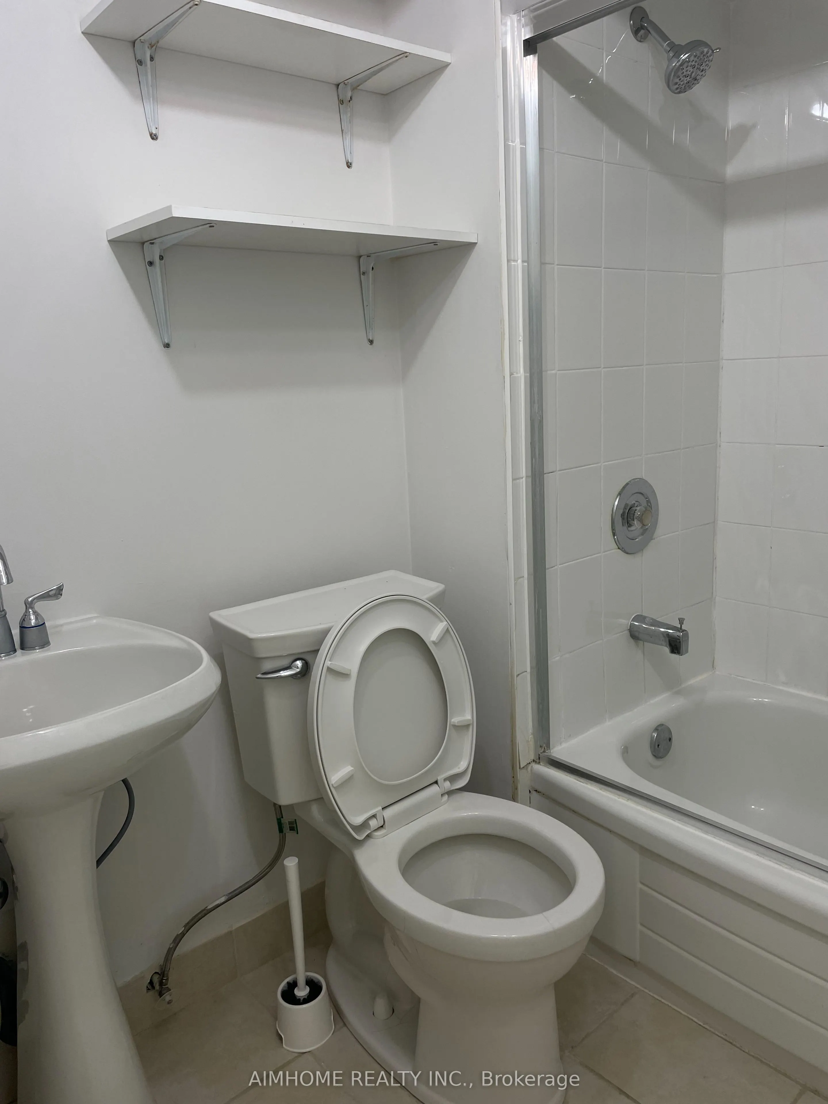 4072 Colonial Drive, #Basement