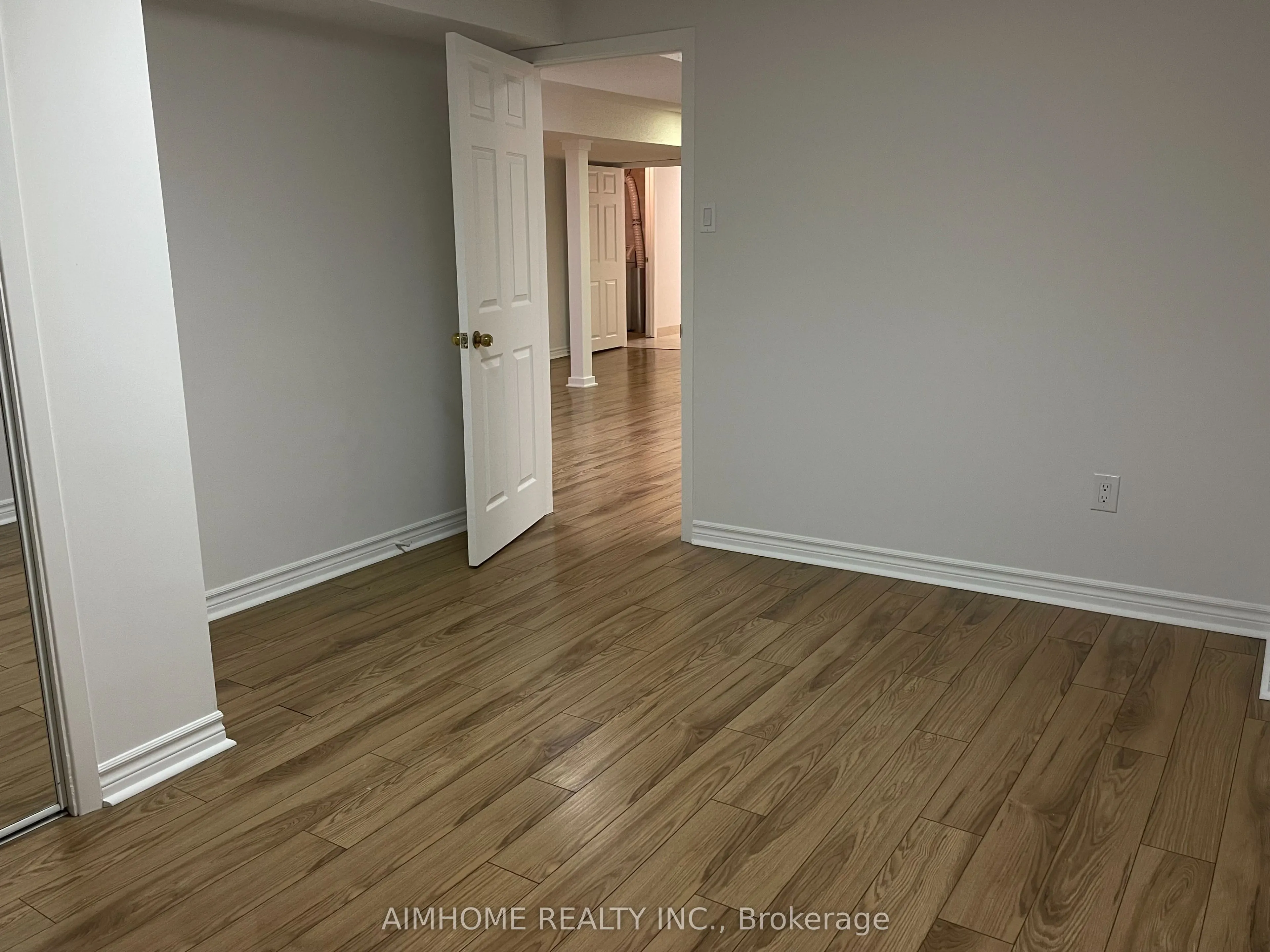 4072 Colonial Drive, #Basement