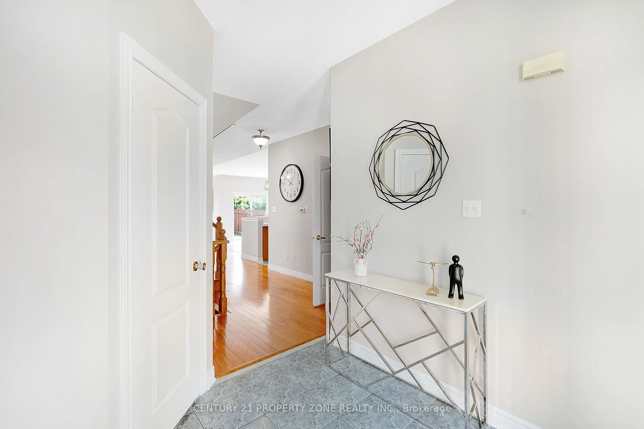 35 Charger Lane