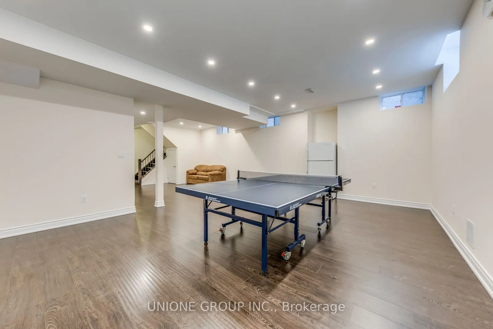 3045 Parsonage Crescent
