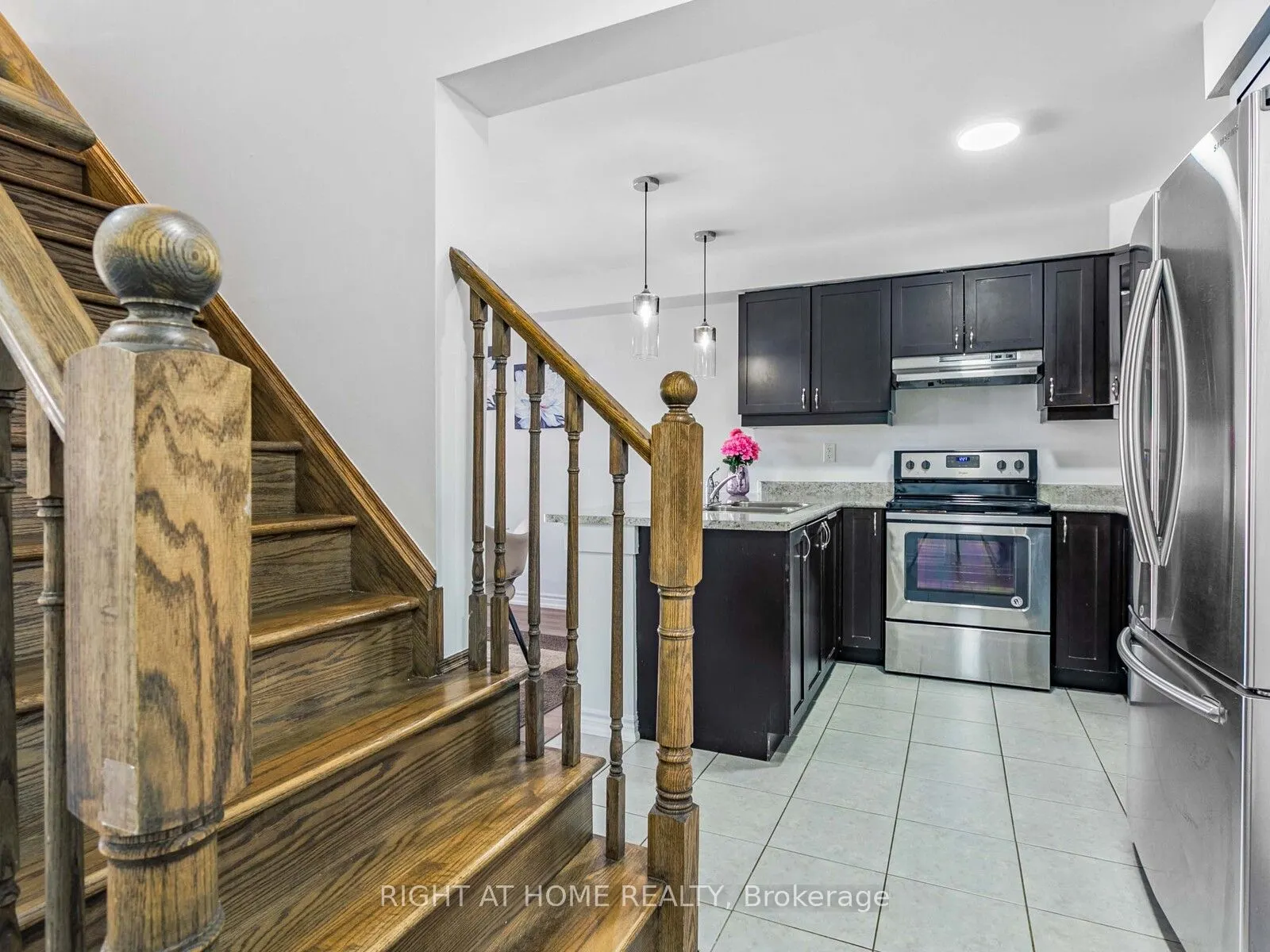 651 Laking Terrace