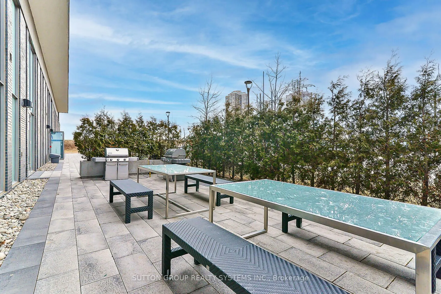 105 The Queensway, #1402