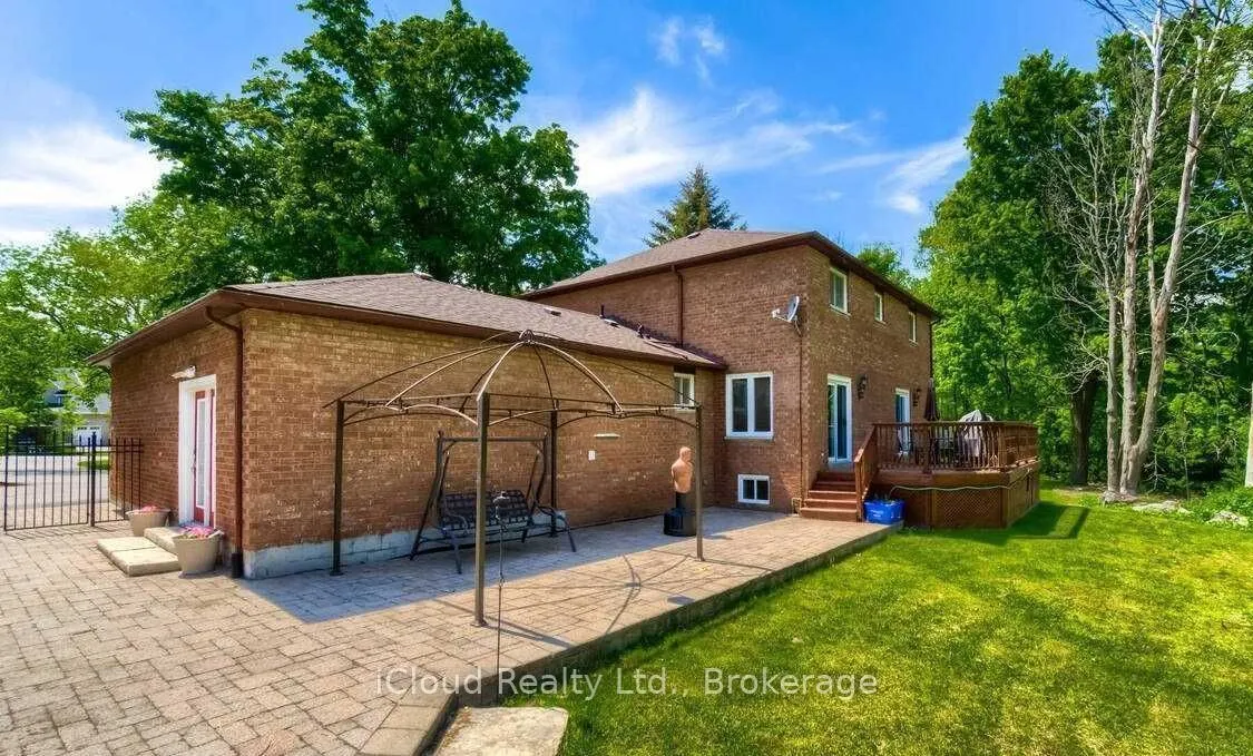 27 Briarwood Drive