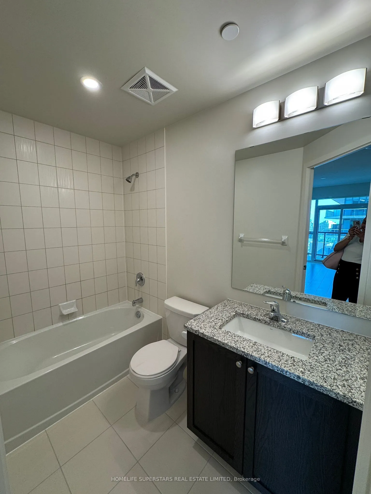 38 annie craig Drive, #1606