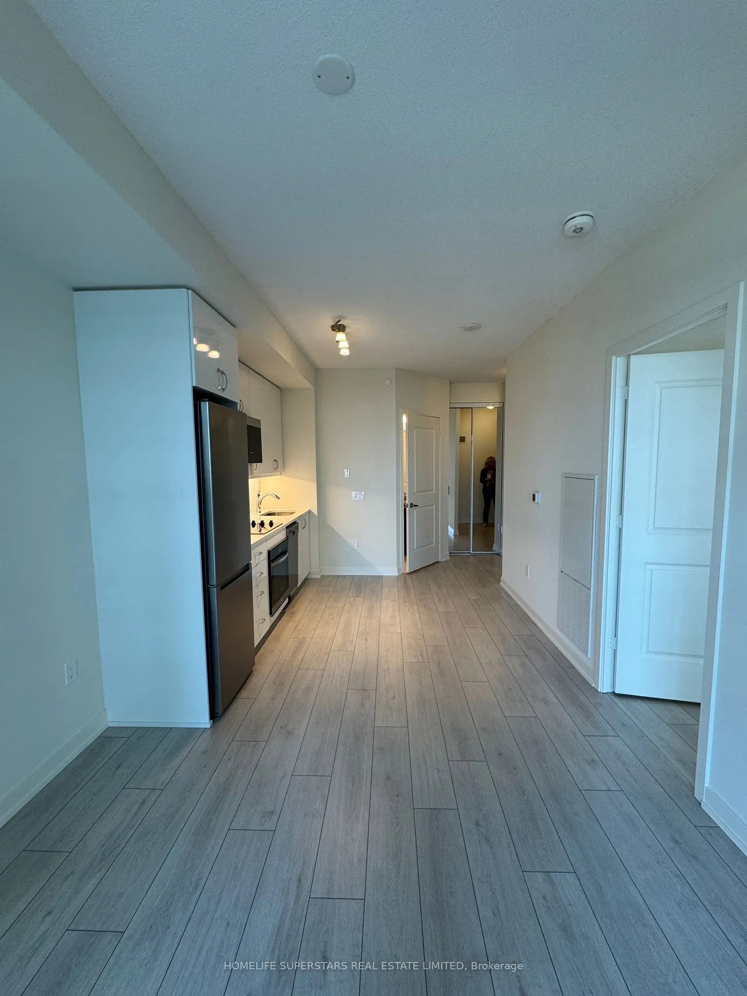 38 annie craig Drive, #1606