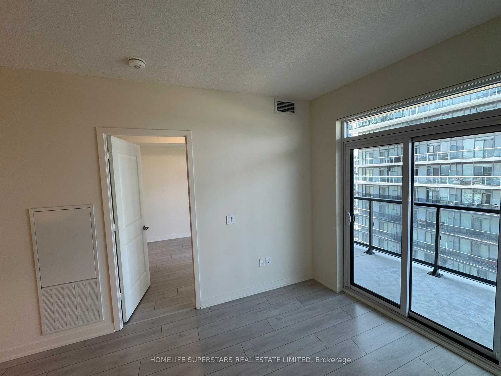 38 annie craig Drive, #1606