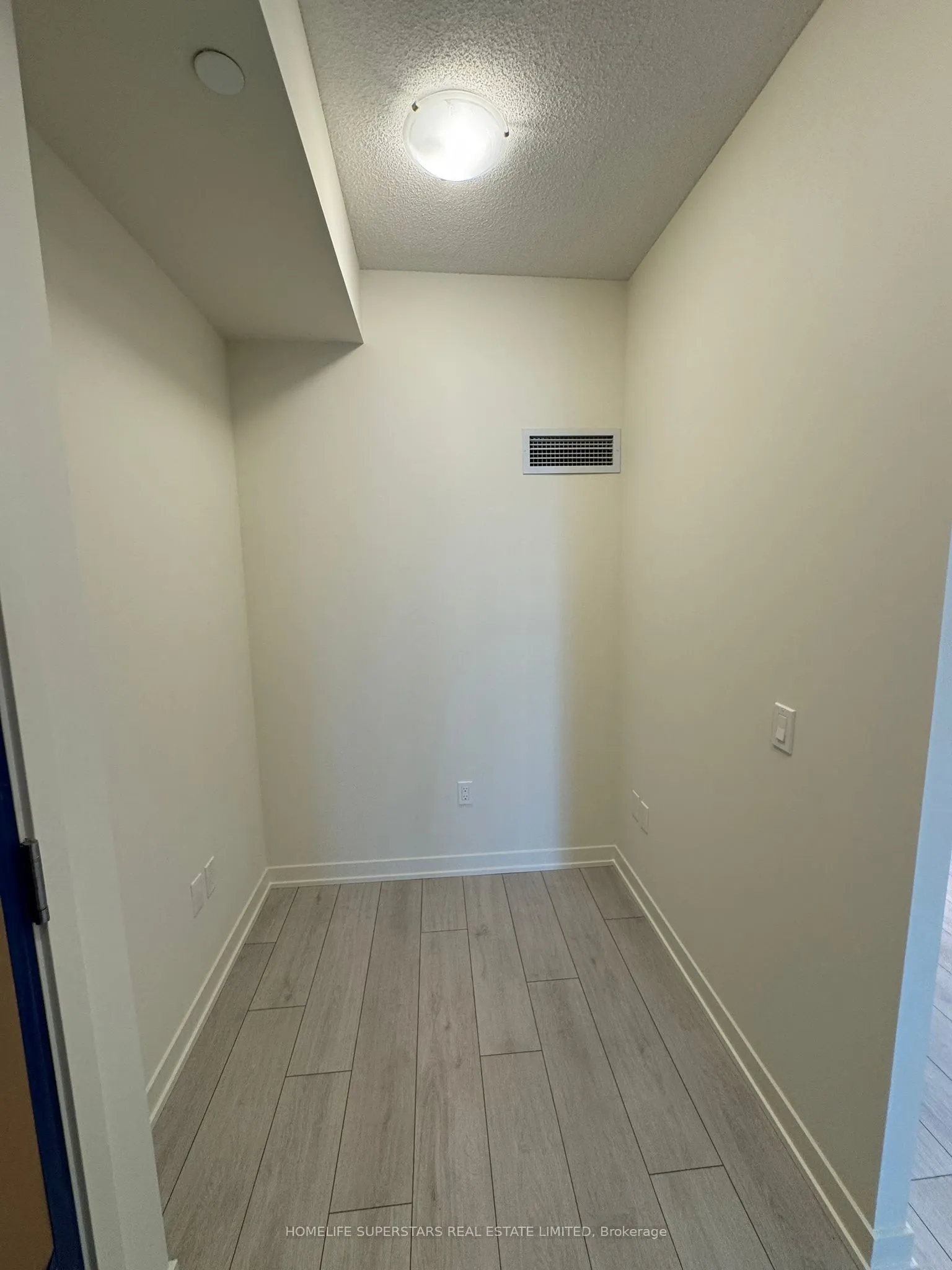38 annie craig Drive, #1606