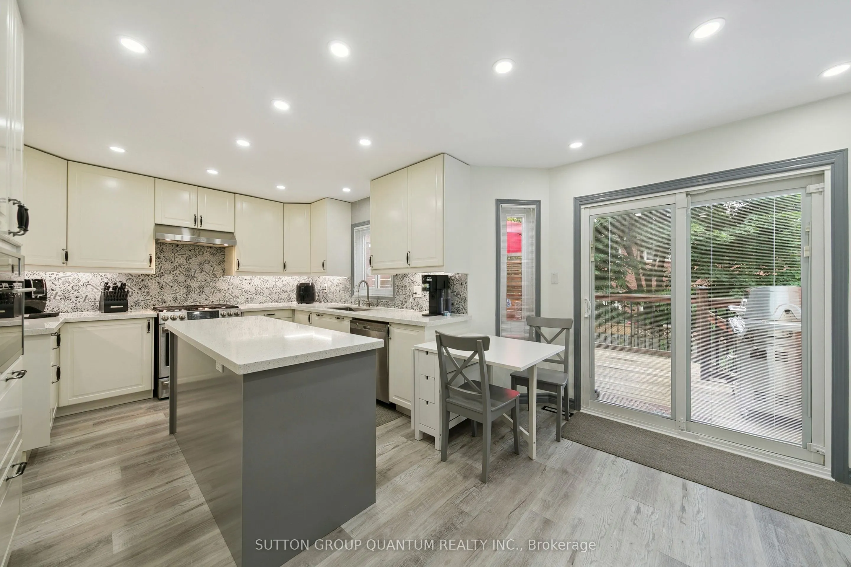 3523 Pintail Circle