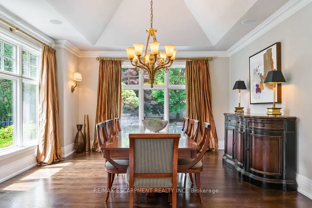 1229 Minaki Road