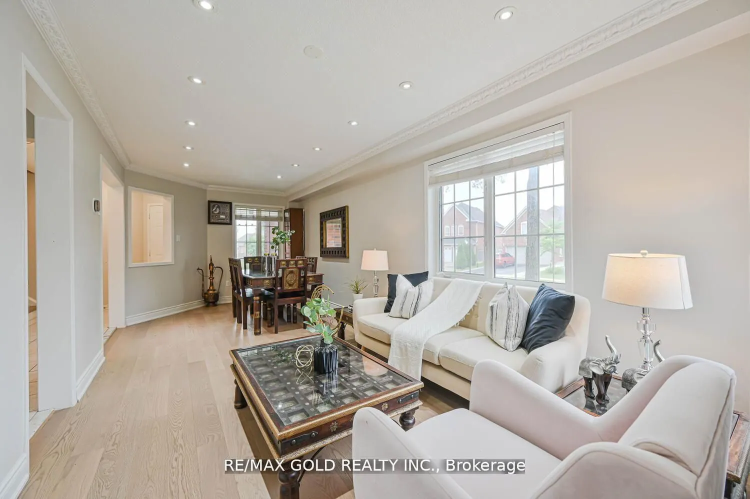 44 Ribbon Drive