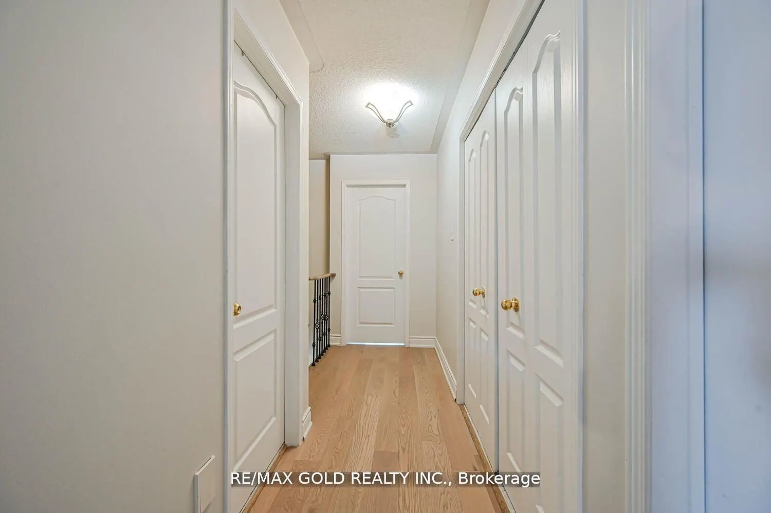 44 Ribbon Drive